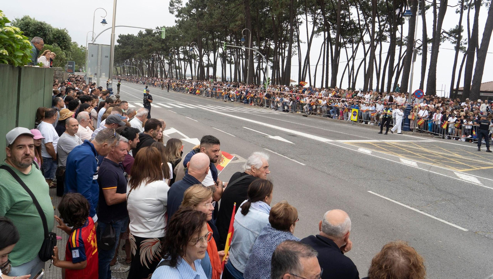 Galería | Las mejores imágenes del histórico Día de las Fuerzas Armadas en Vigo