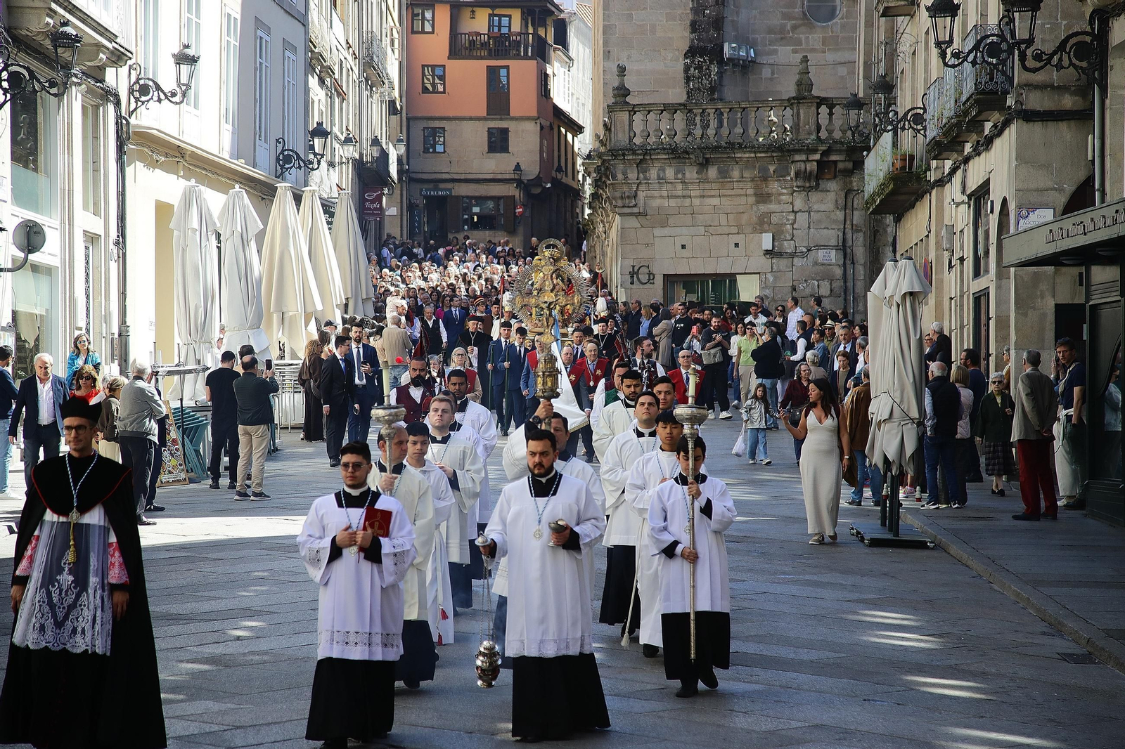 Galería | La procesión del Encuentro pone fin a la Semana Santa en Ourense