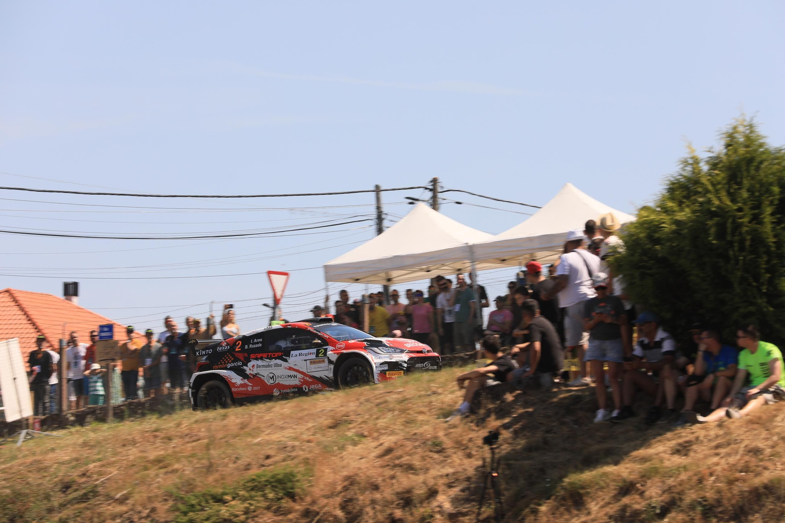 Galería | El público disfruta del Rally de Ourense en el tramo Cartelle-Toén, en fotos