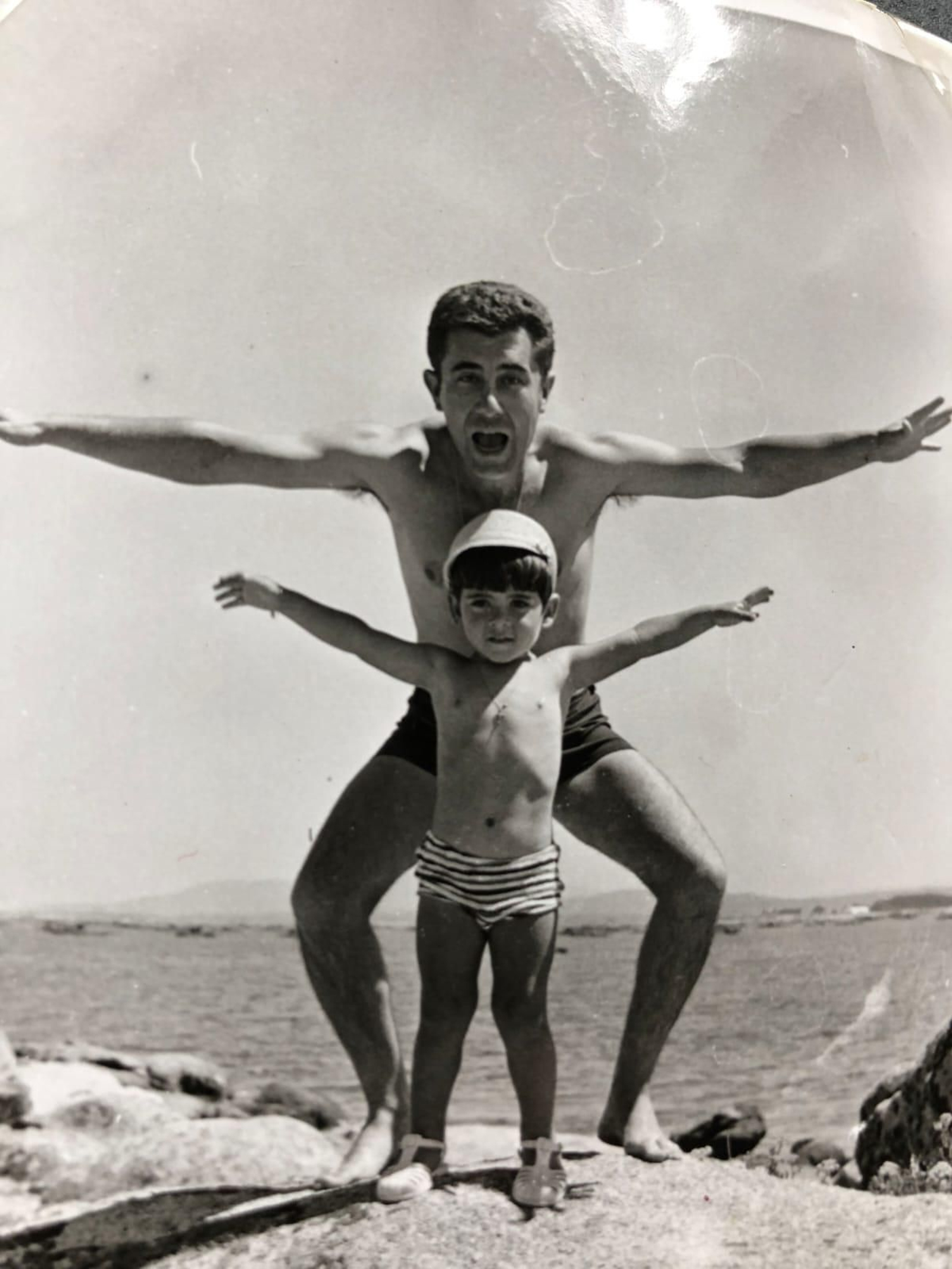 Alfonso Rodriguez Arias - Sigues siendo mi héroe