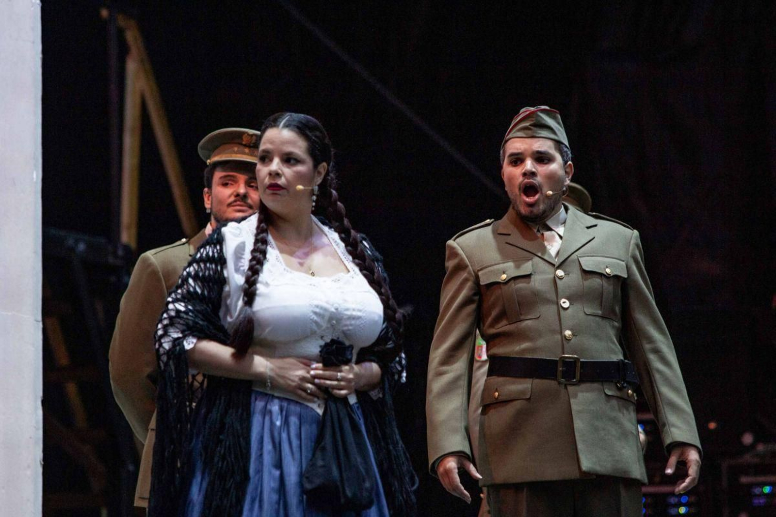 La representación de la ópera “Carmen” que se celebró ayer en el auditorio del parque de Castrelos.