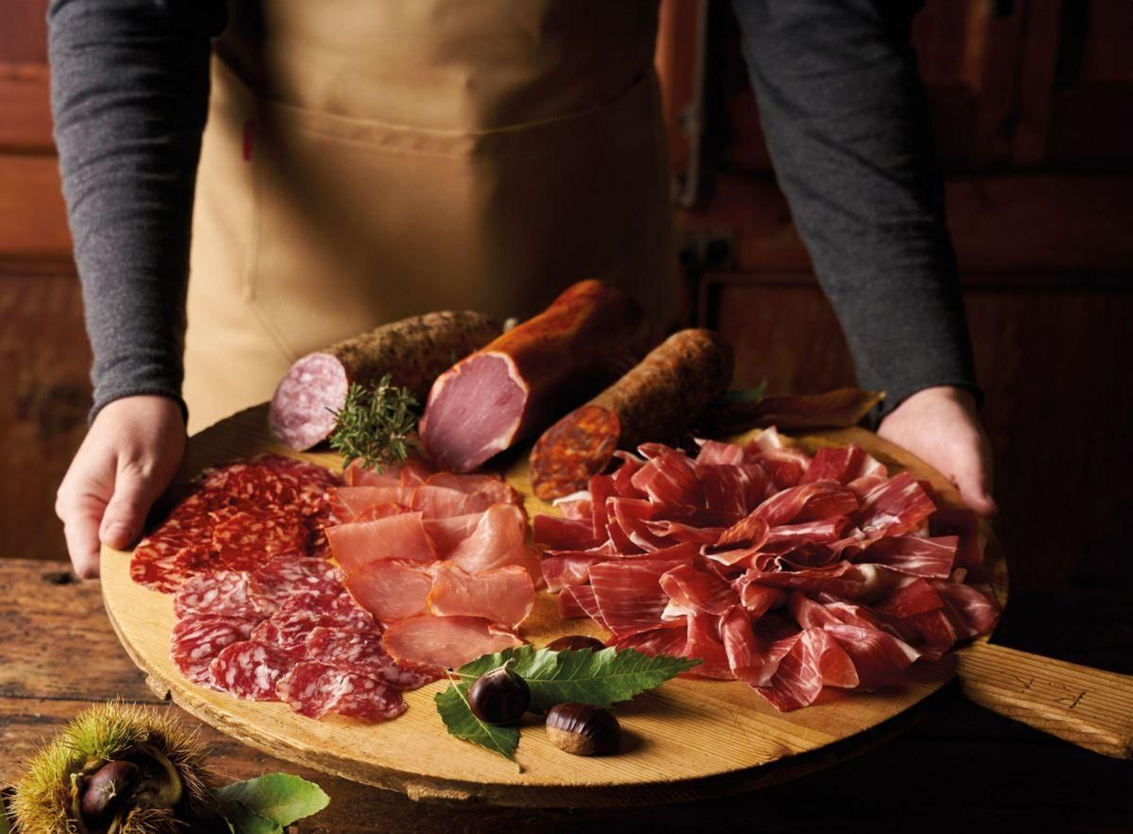 El jamón de castañas de Coren junto a otros embutidos