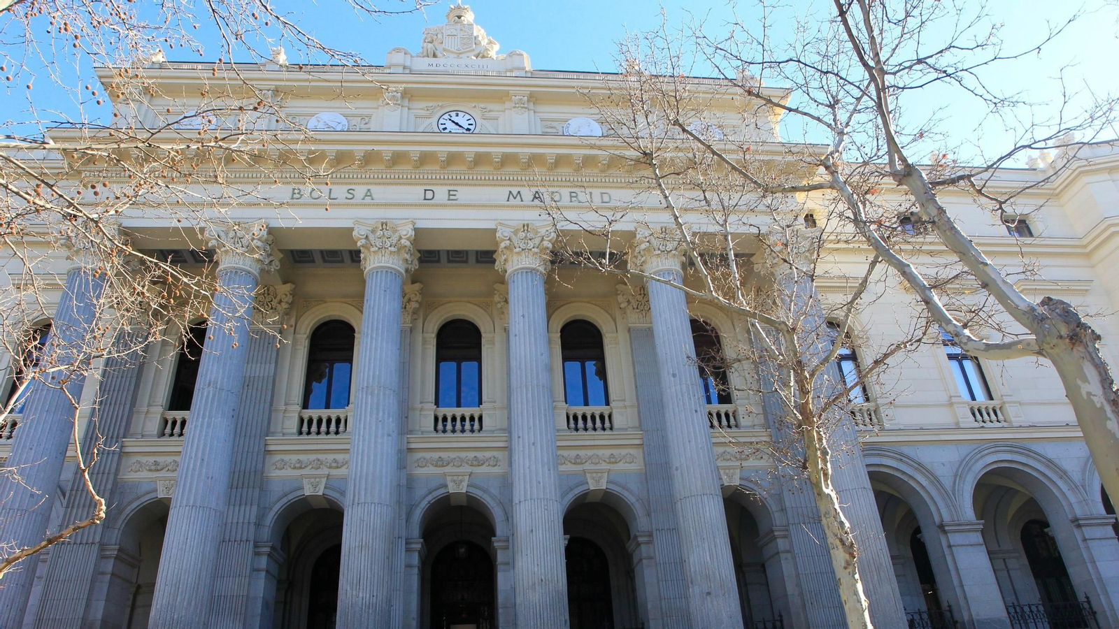 Fachada de la bolsa de Madrid,