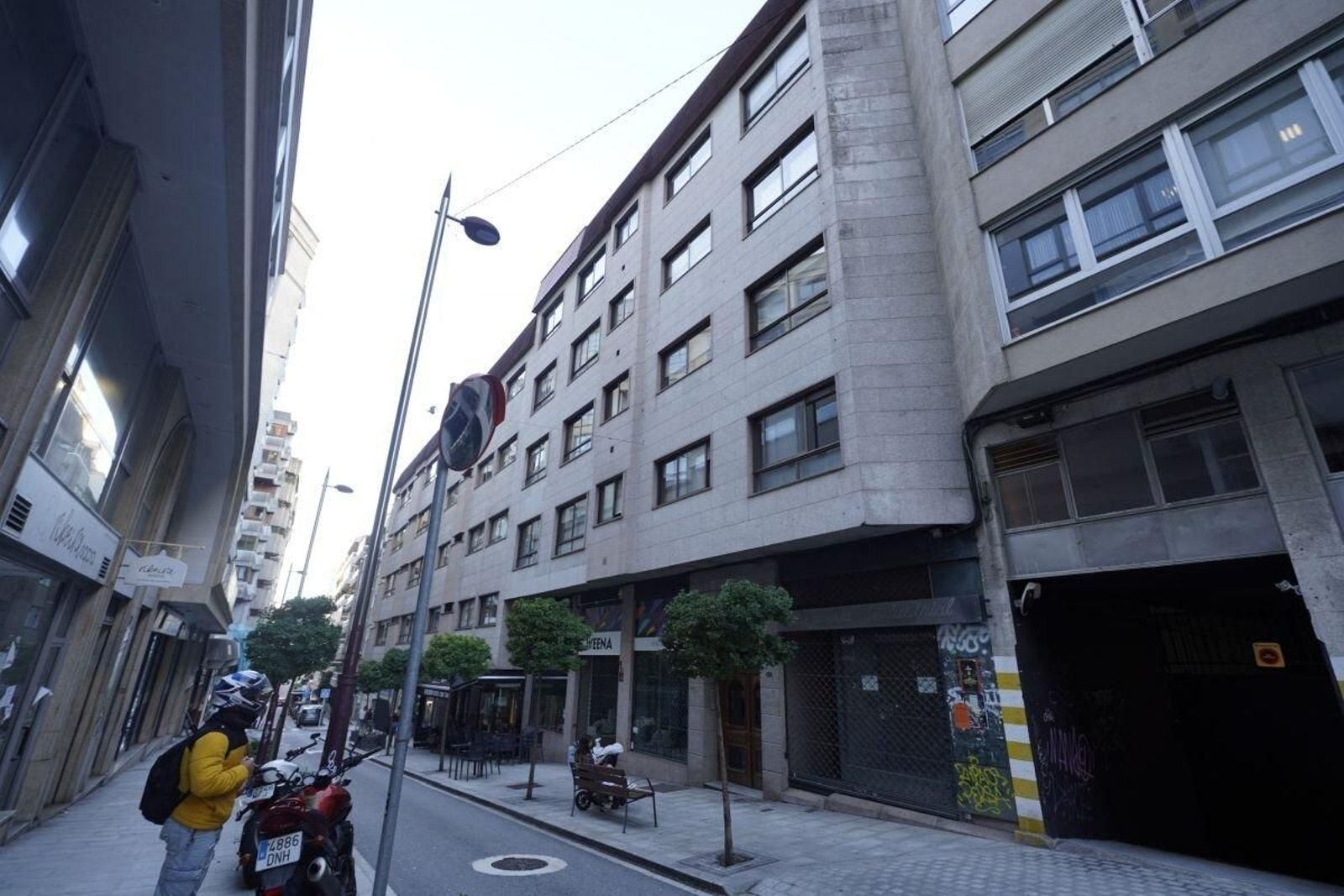 El edificio en el número 17 de María Berdiales que se reformará.