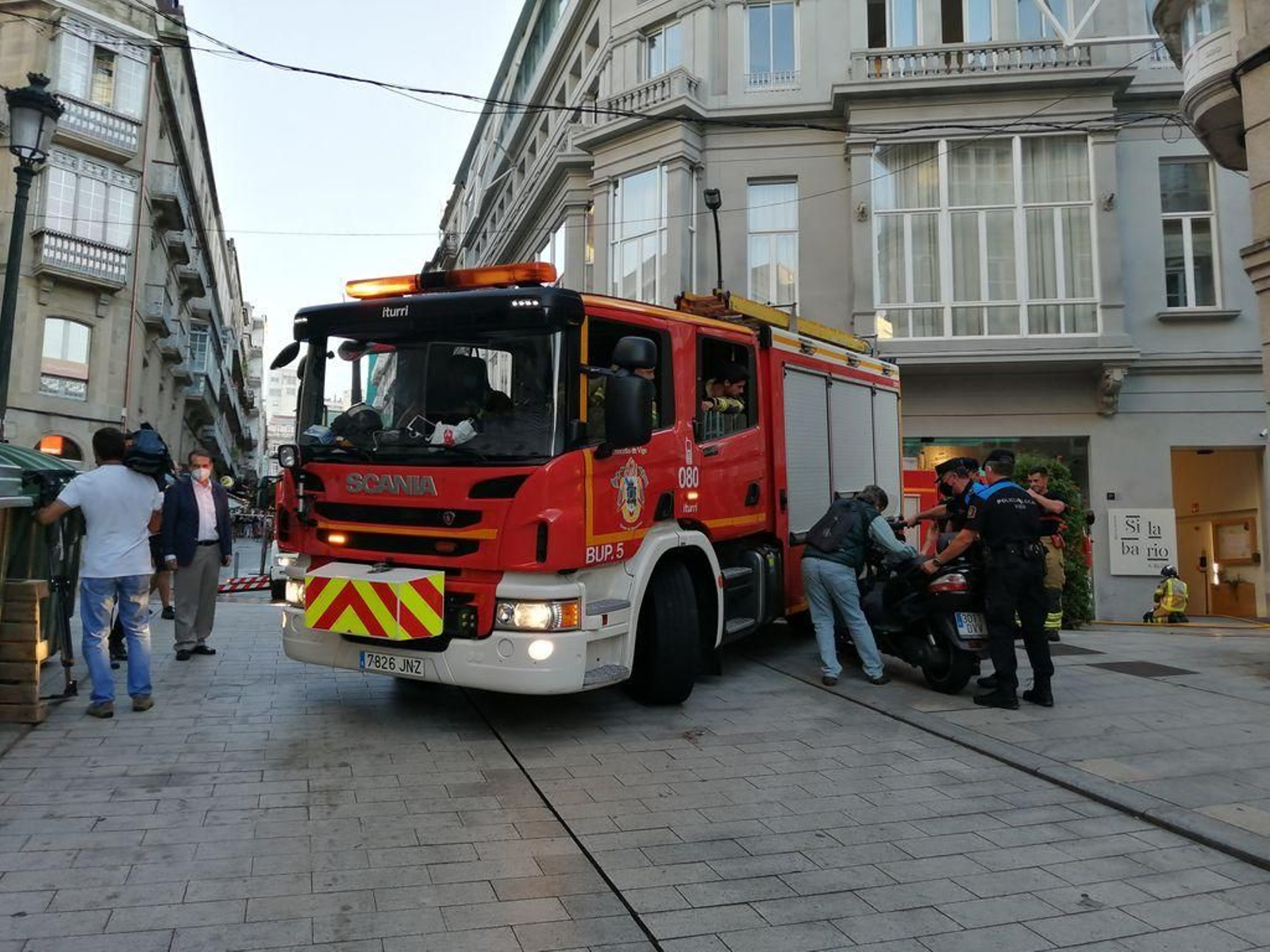 Un incendio se desata en la sede del Celta 9