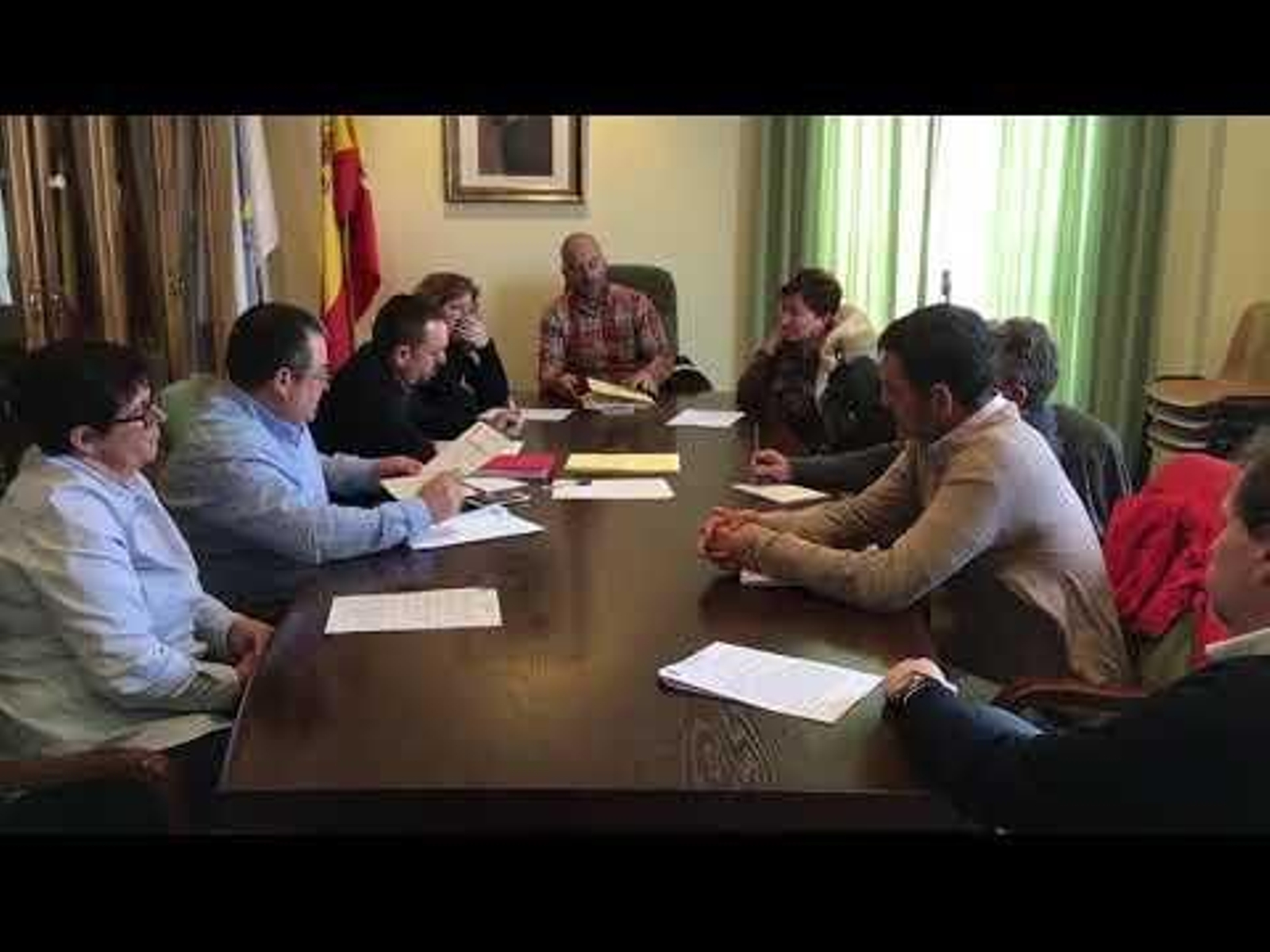 Votación en el pleno de Sandiás