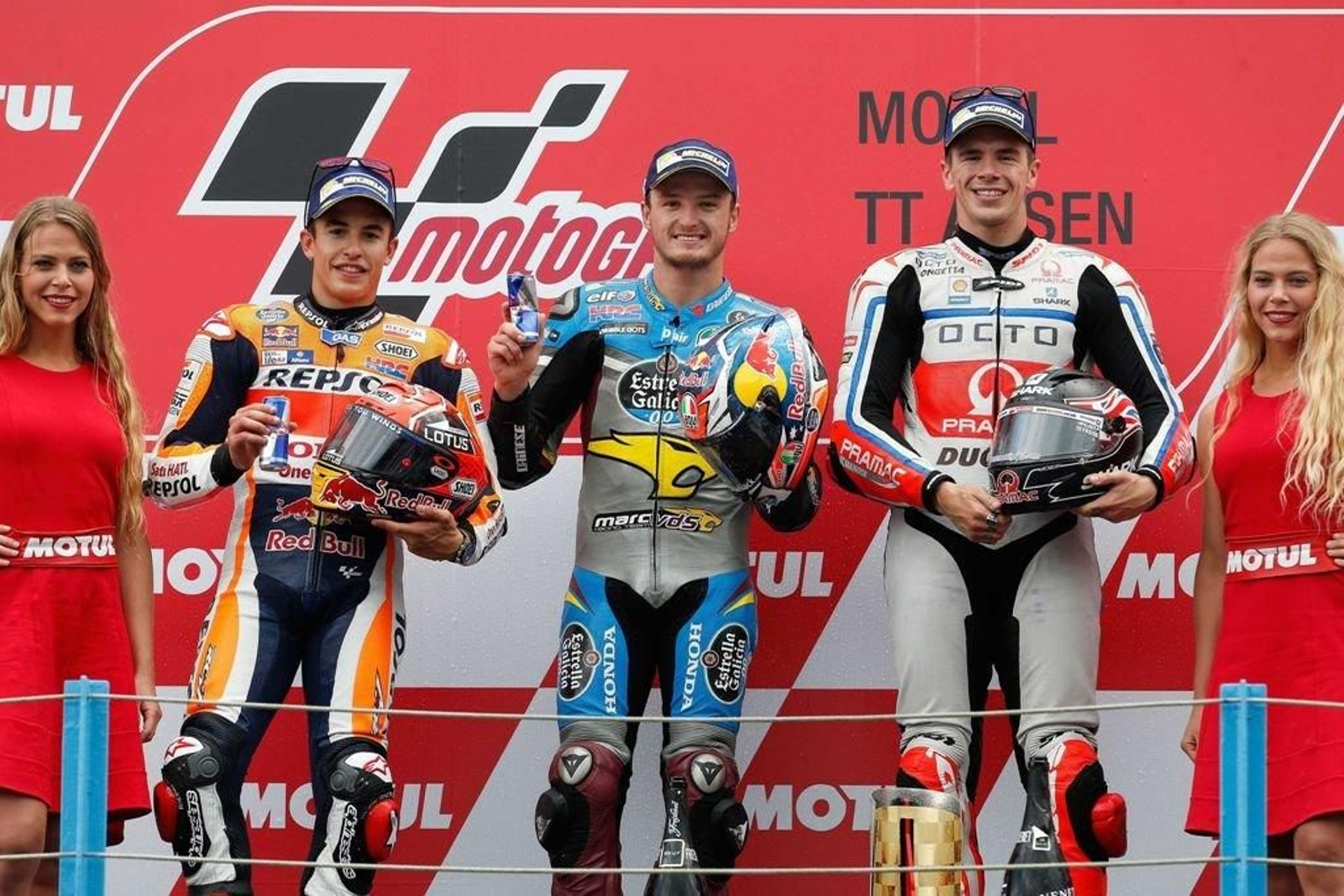 Marc Márquez, Jack Miller y Scott Redding, en el podio del Gran Premio de Holanda de MotoGP.