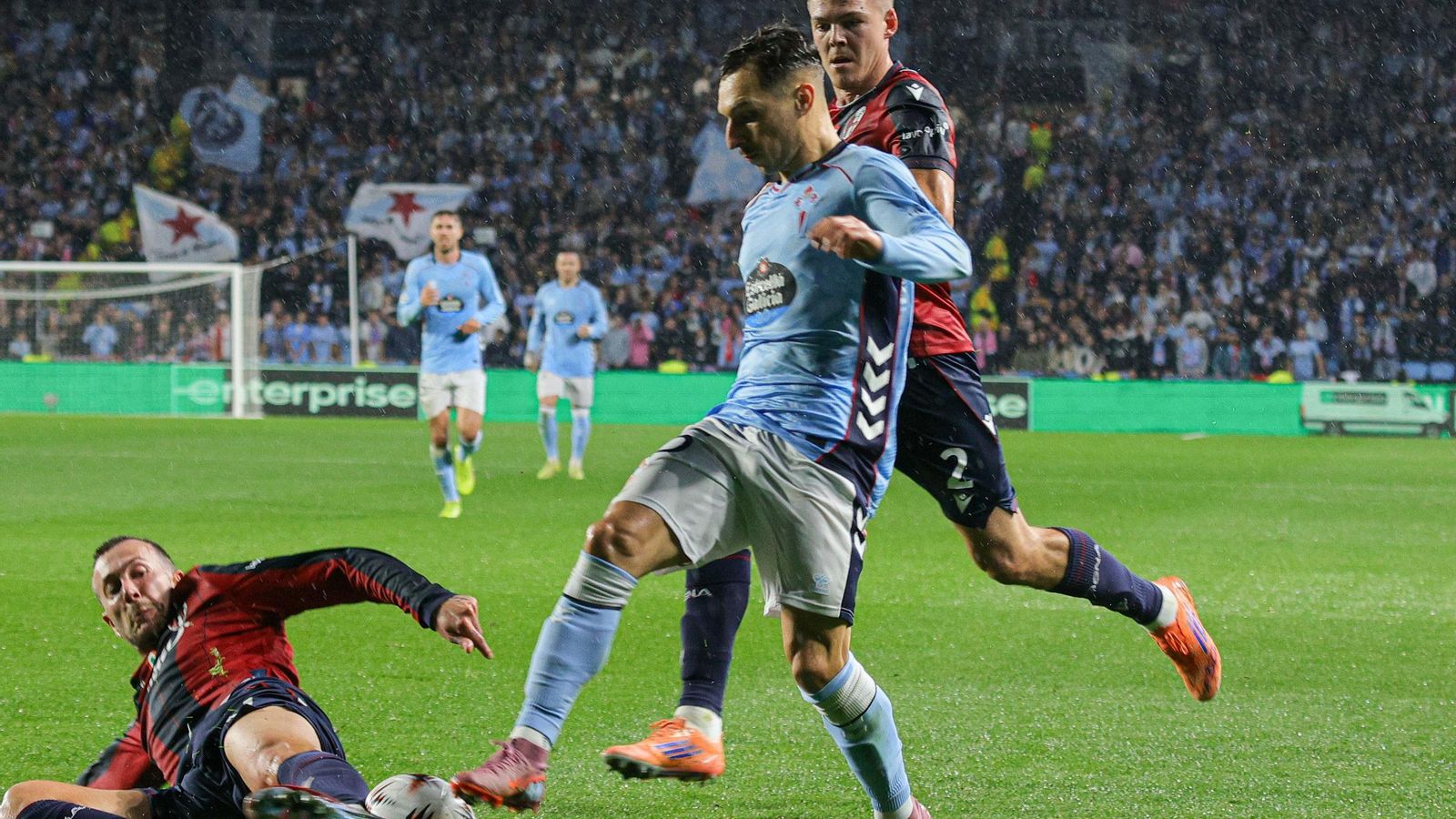 Galería | Noche grande de Europa League en Balaídos entre Celta y Bolonia