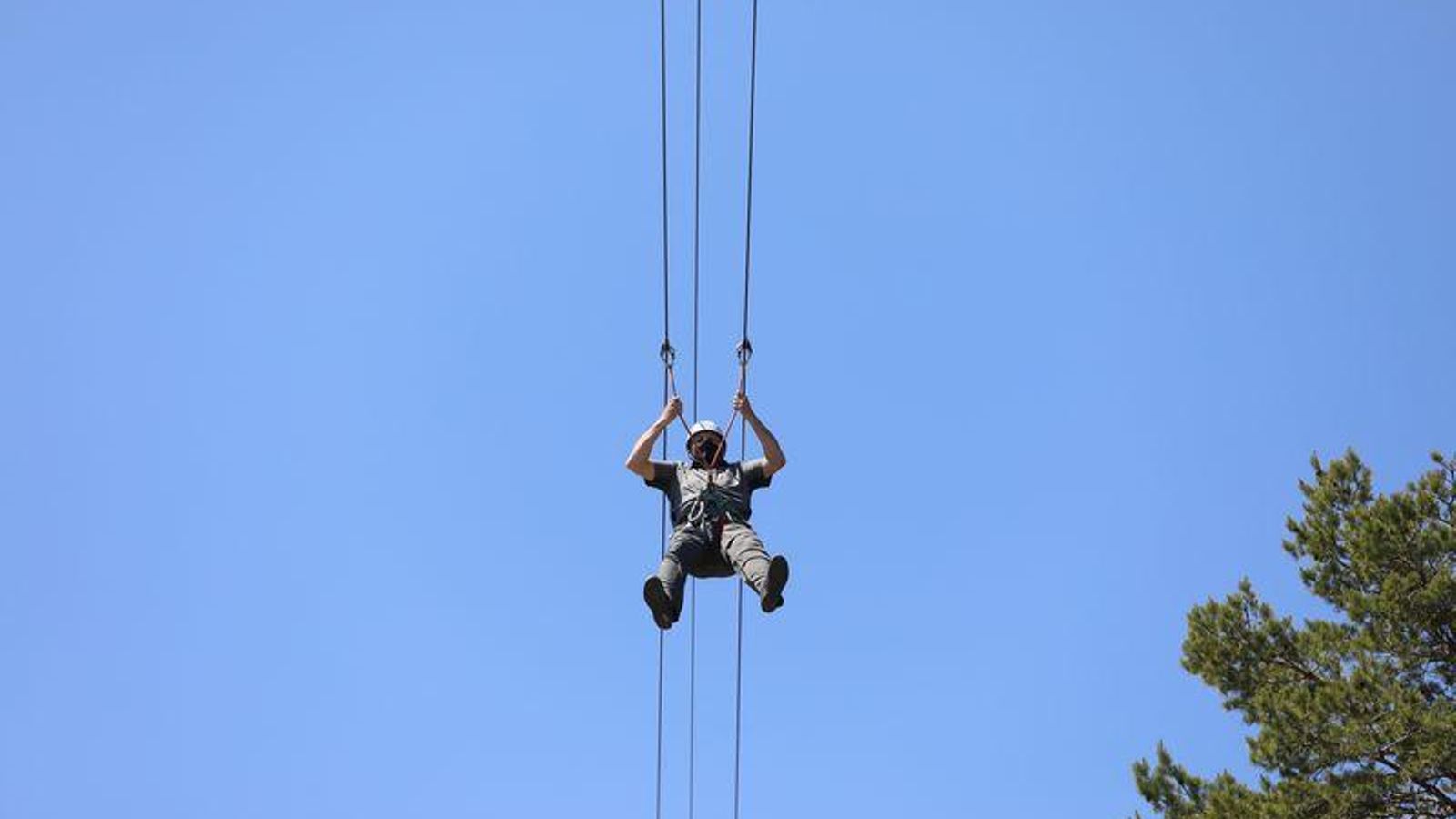 MANZANEDA 12/06/2021.- Apertura de la estación con actividades. José Paz