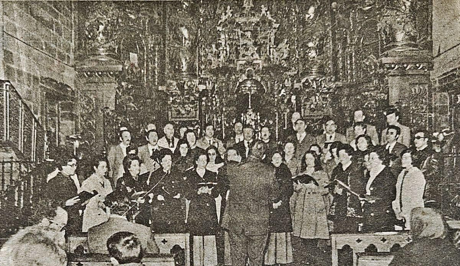 Actuación de la Coral De Ruada en Celanova.