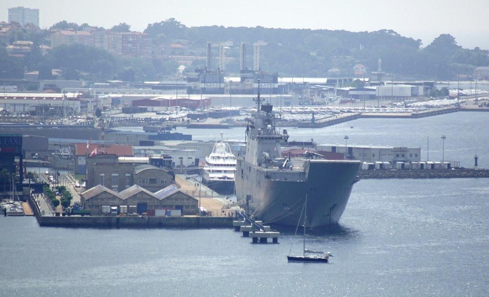 El portaviones Juan Carlos I en Vigo  (15) (1024x623)