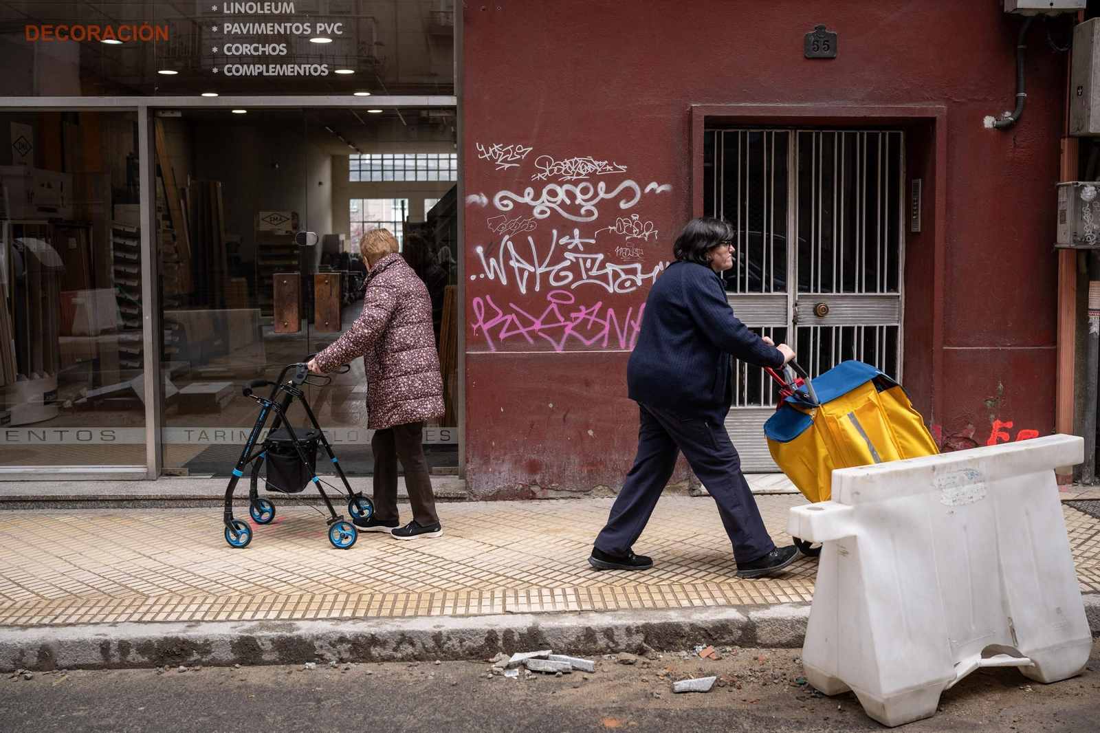 Galería | Así se encuentra la Avenida de Portugal tras la paralización de las obras por impagos del Concello de Ourense