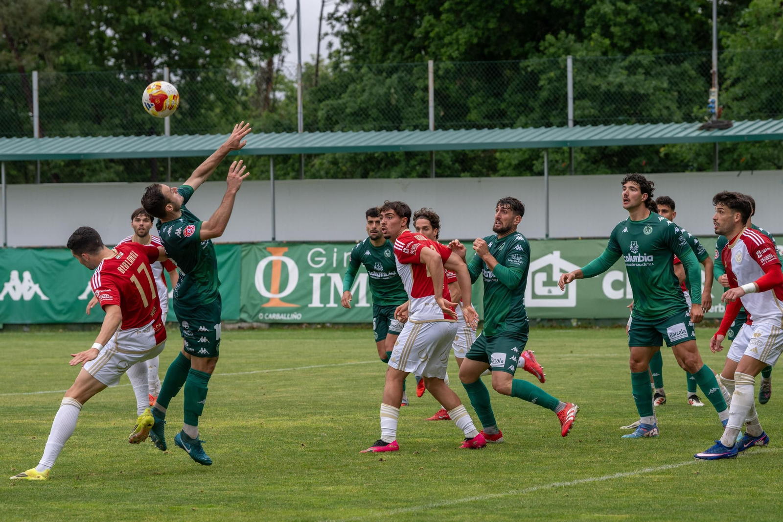 Galería | Jornada de fútbol amarga en Espiñedo