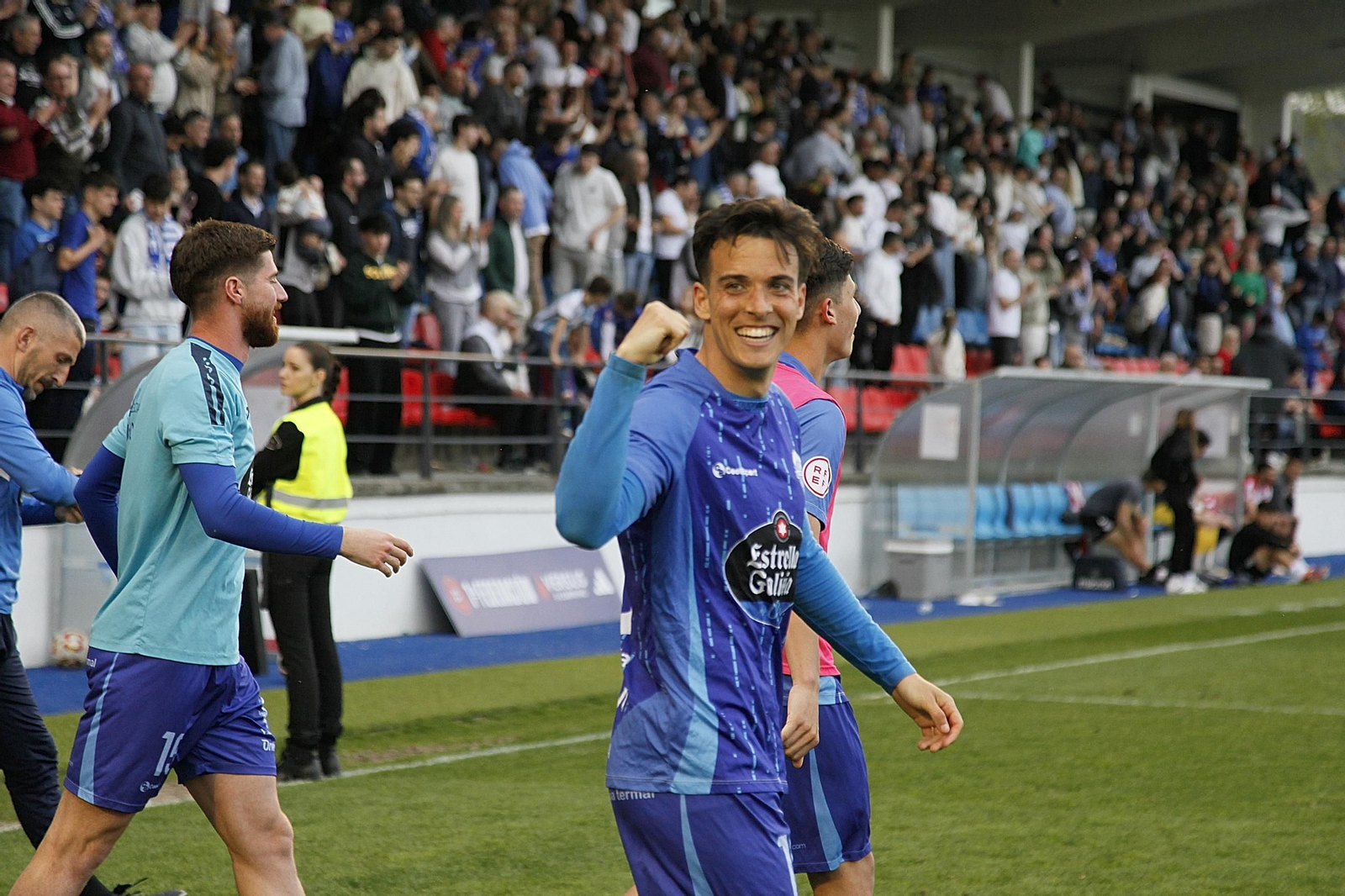 Galería | O Couto rugió ante un victorioso Ourense CF