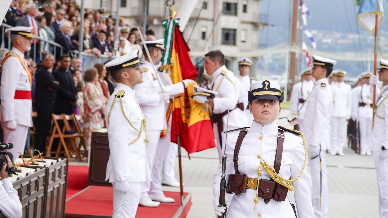 Galería | Entrega de despachos en Marín a cargo de Felipe VI