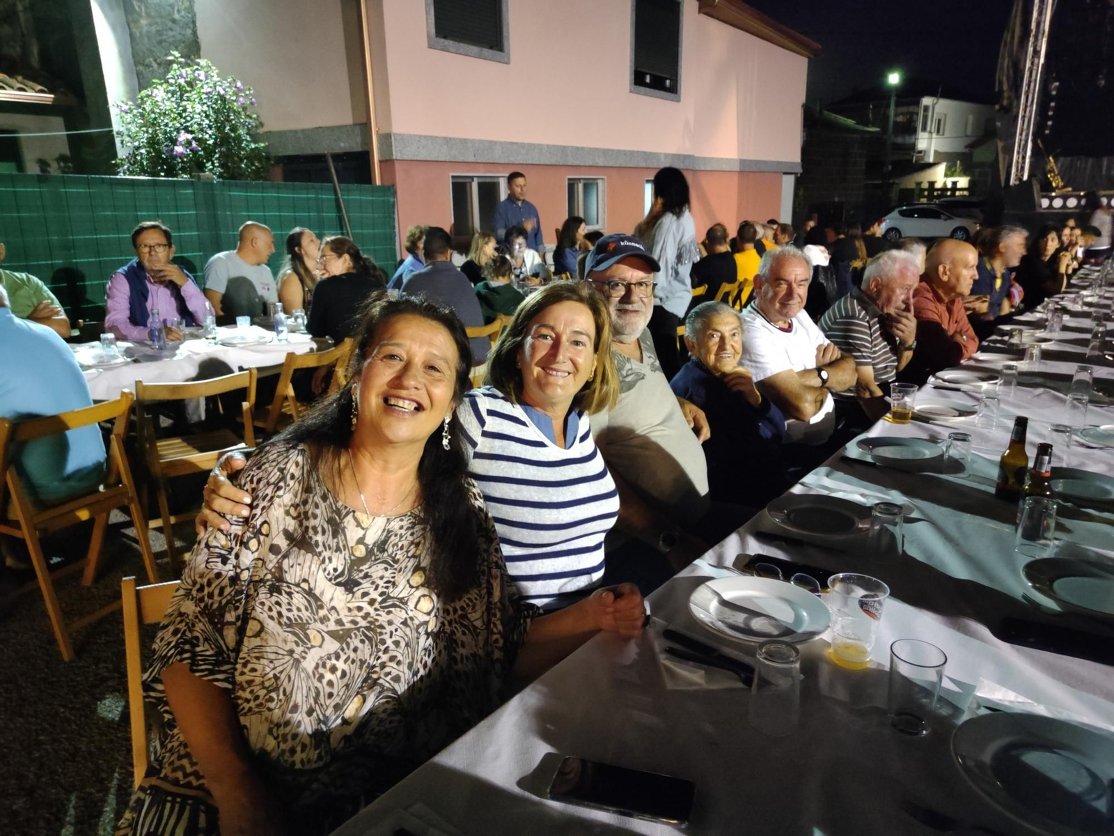 Fina, Carmen, Salvador, Pepa e Eladio.