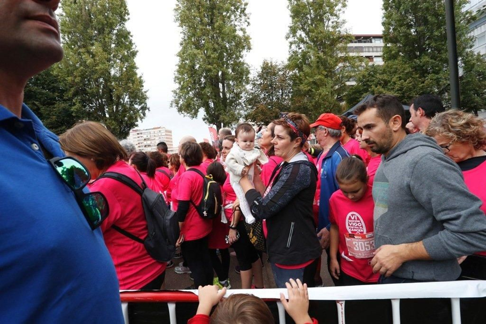 El color rosa abarrotó la Avenida de Castelao - JV Landín 188
