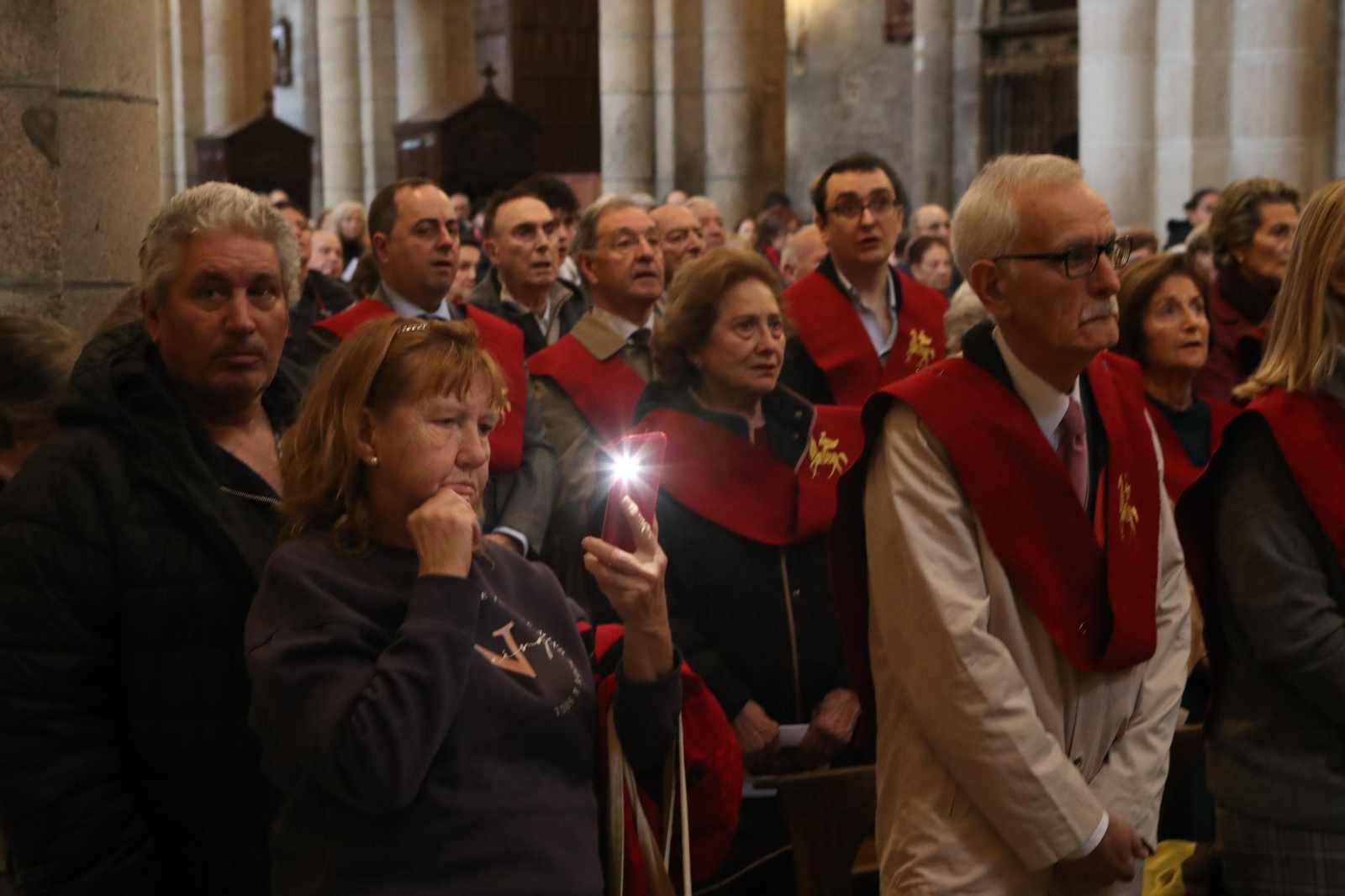 Galería | Devoción por San Martiño en Ourense, el día del patrón