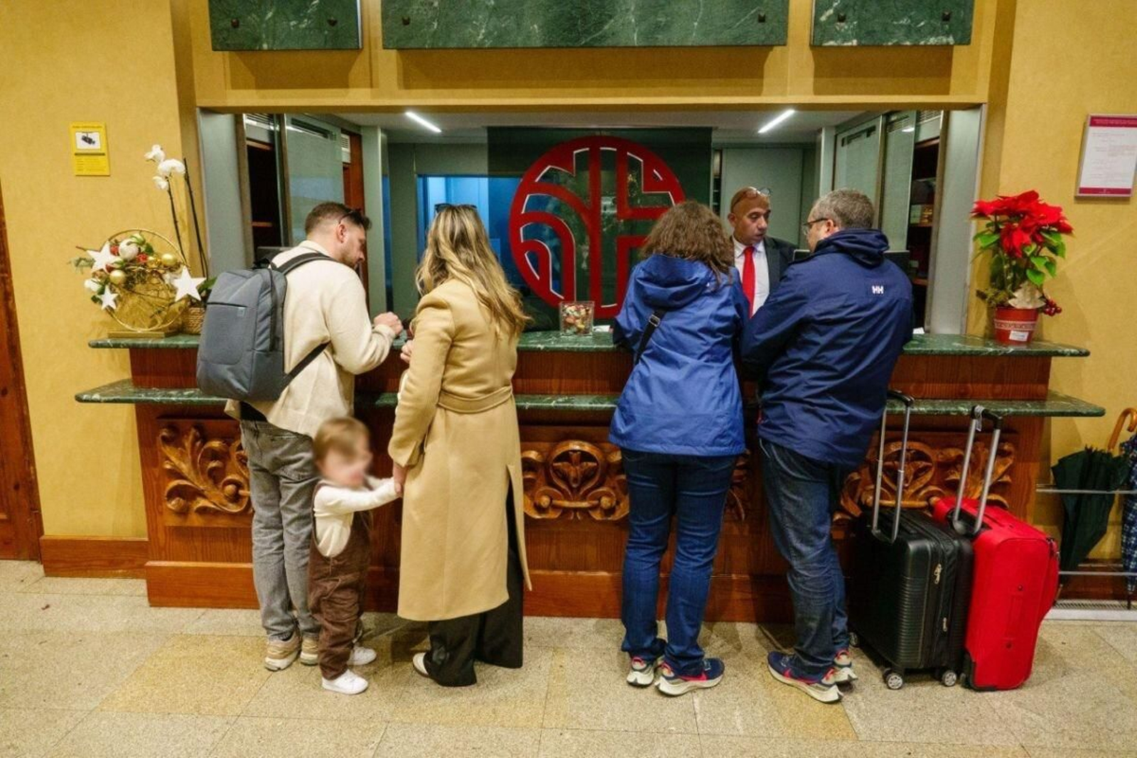 Los hoteles de Vigo registran estos días ocupaciones del 90% con afluencia masiva y el nuevo registro les complica su trabajo.