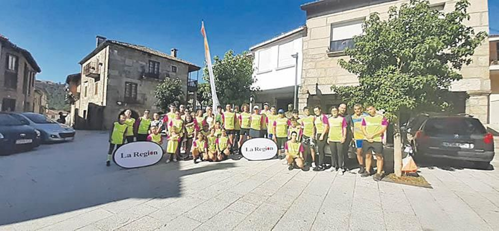 El grupo de participantes en la sexta edición de la Copa, en la foto anterior al inicio de la competición.