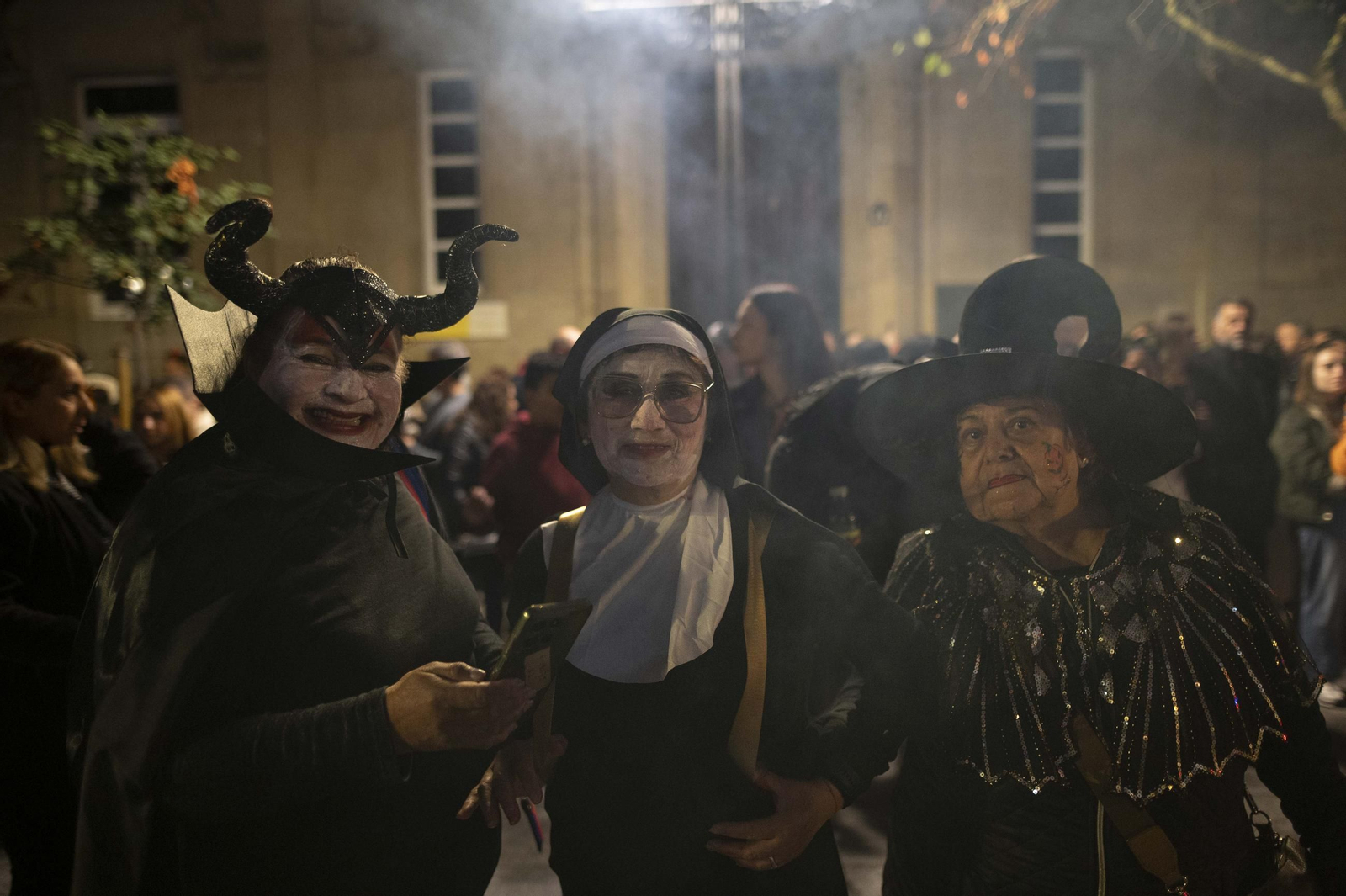 Galería | Ourense se transforma en una ciudad de miedo para celebrar Samaín
