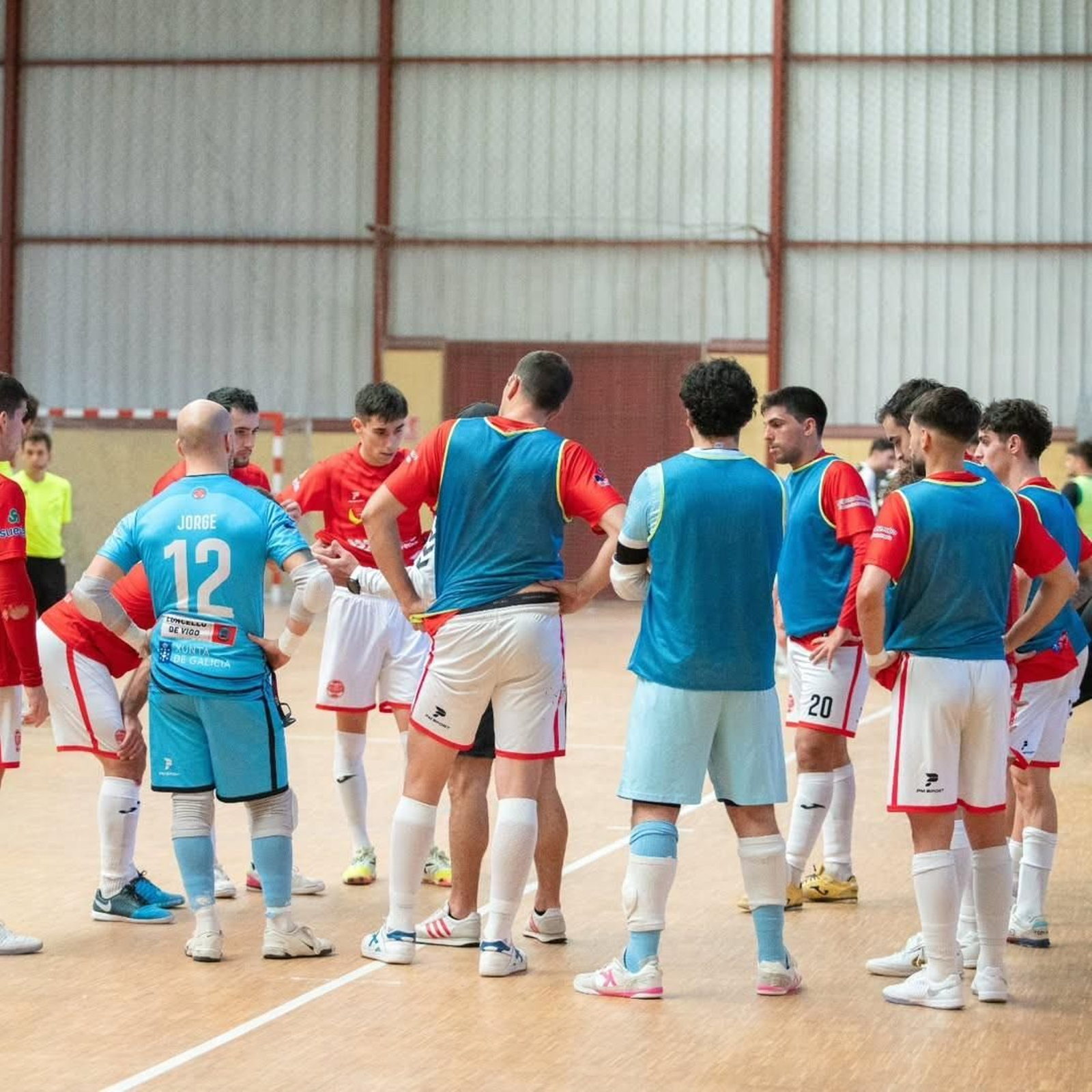 El IES Coruxo mantendrá el bloque actual para intentar volver a Segunda División B cuanto antes.