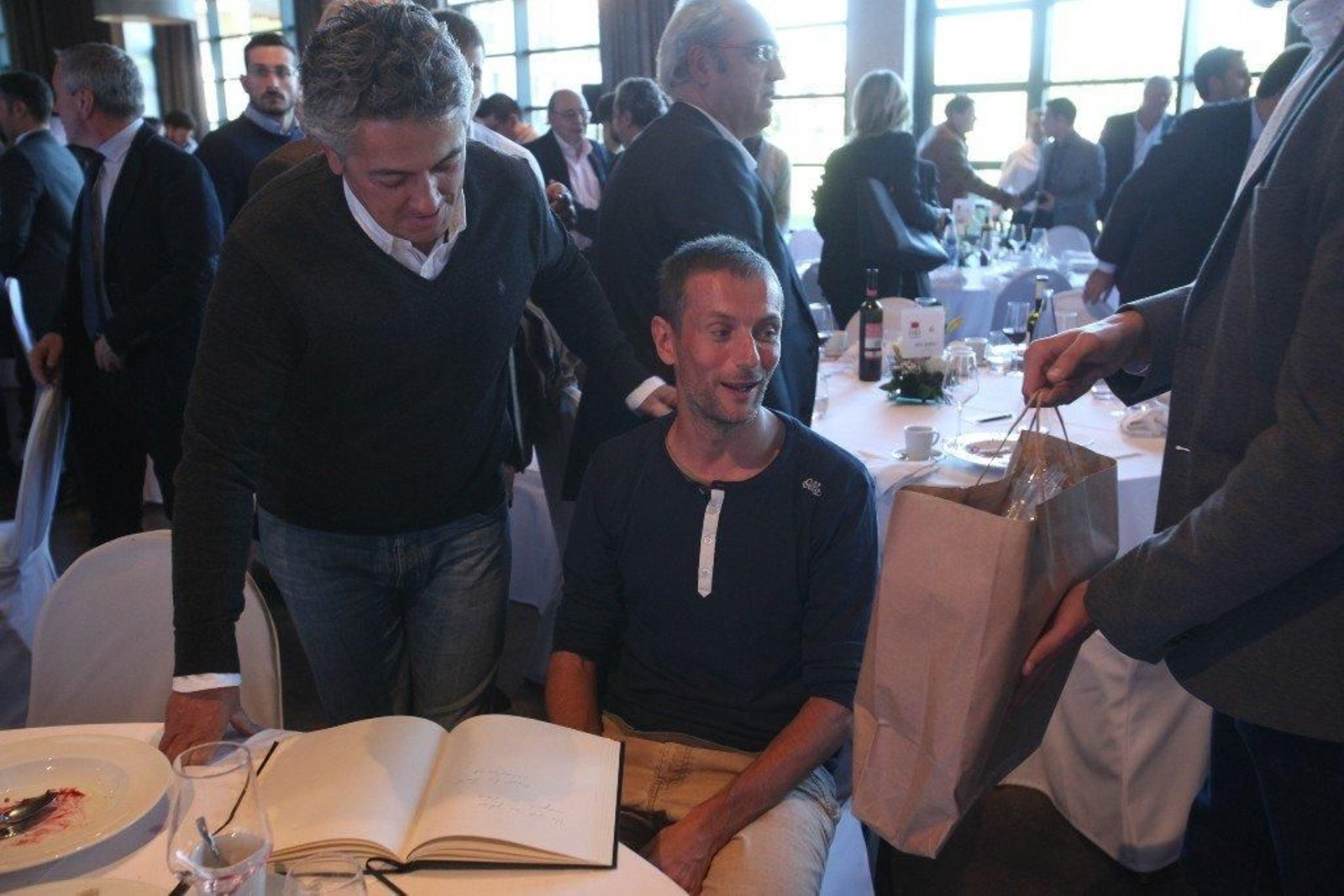 Karel de Beule, en el Foro La Región - 30