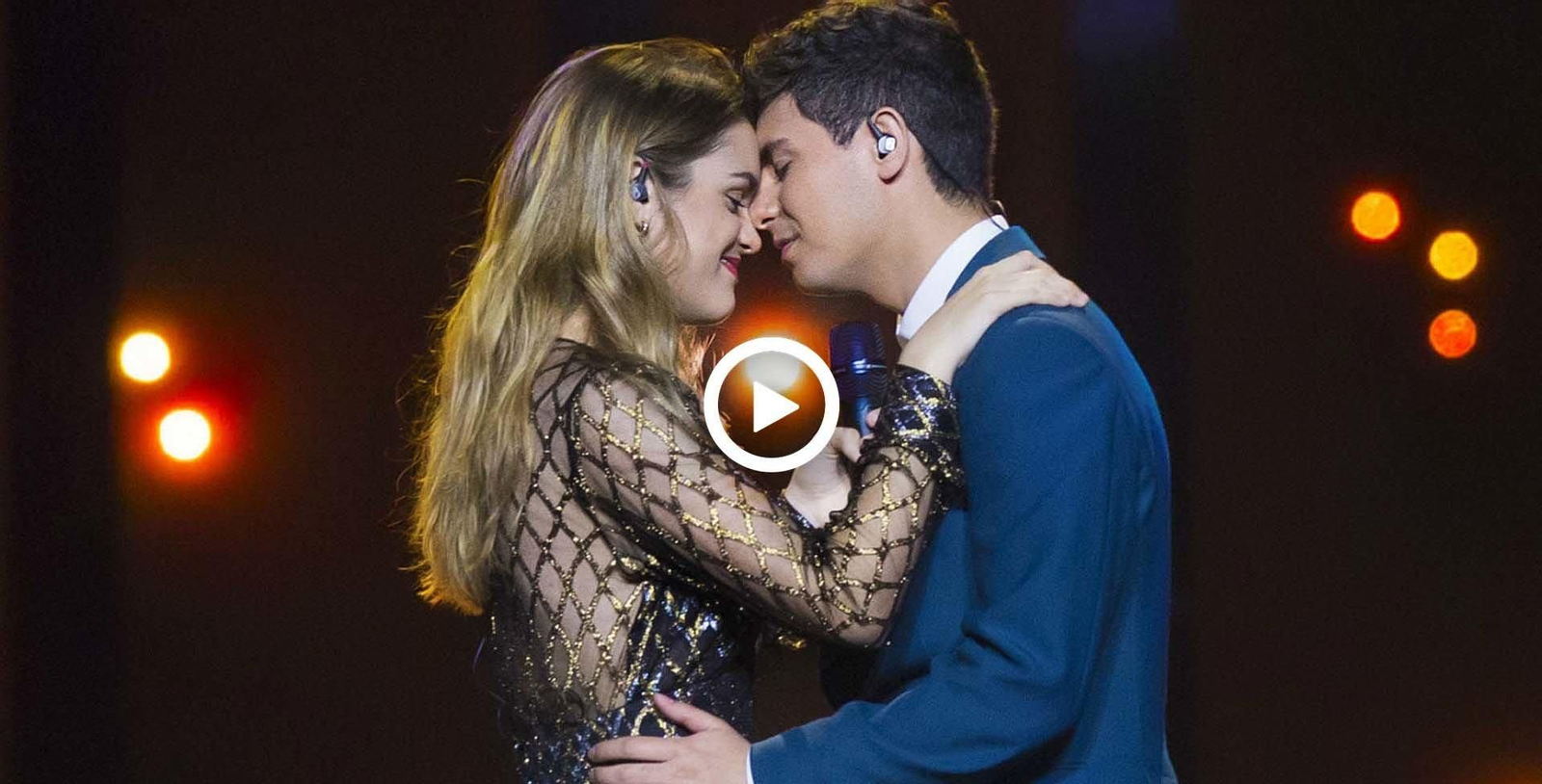 Amaia y Alfred durante su actuación en Eurovisión.