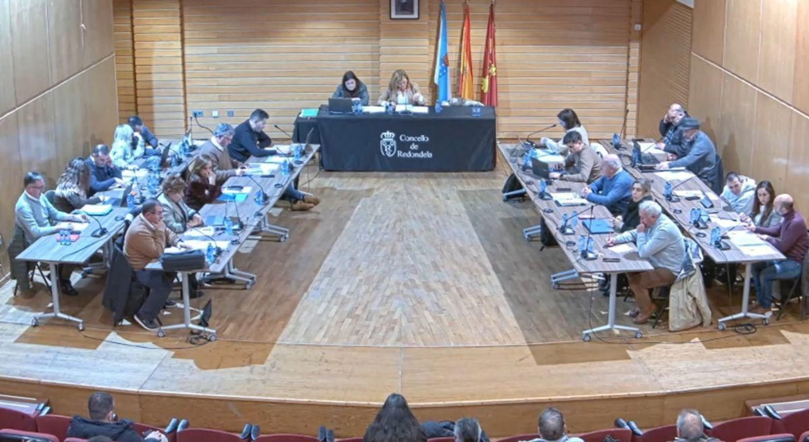 Imagen del pleno celebrado ayer en Redondela.