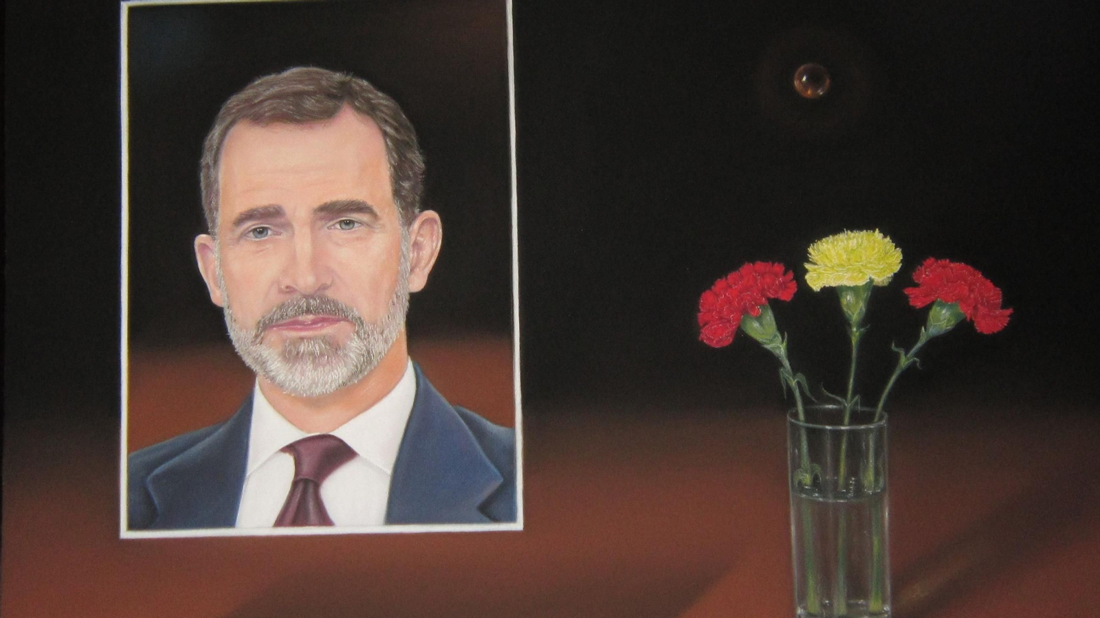 La obra, titulada “Flores - España y el Rey”.