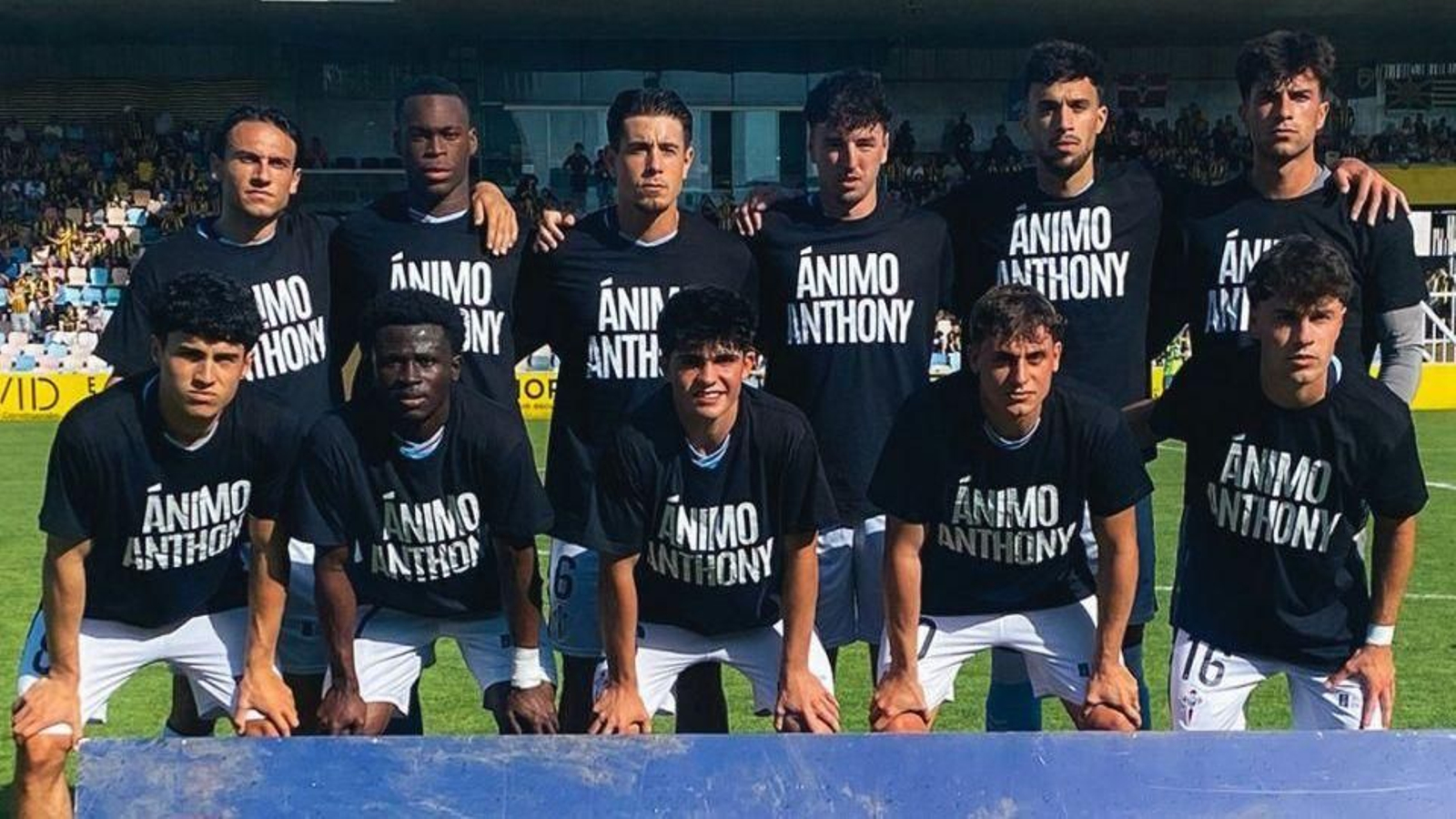 Los célticos se solidarizaron con su compañero lesionado Khayat.