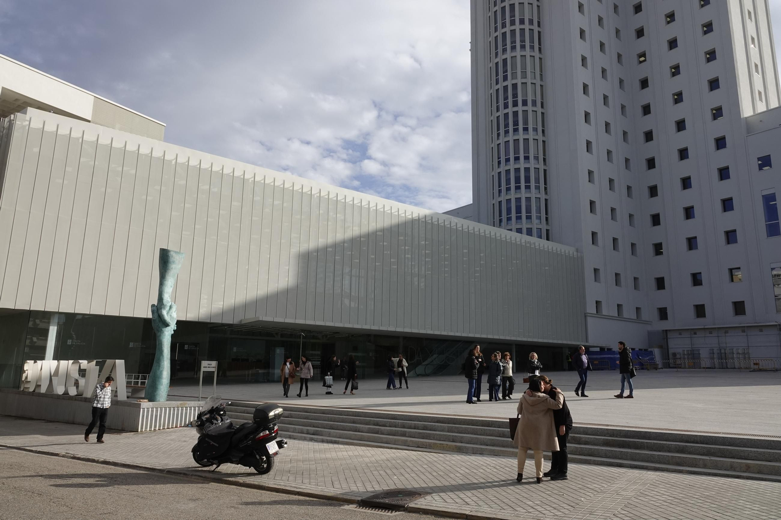La Cidade da Xustiza, a la espera de que se creen también las dos plazas de civil.