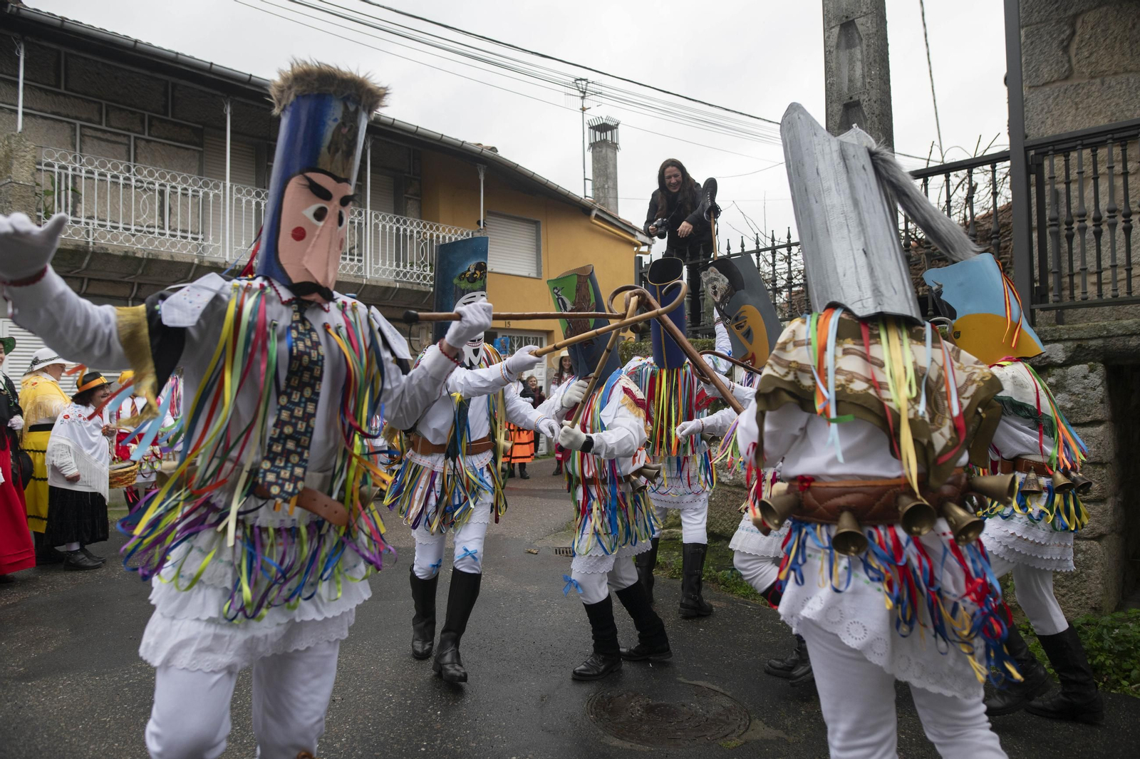 Galería | Felos y Madamas toman las aldeas de Esgos manteniendo viva la tradición