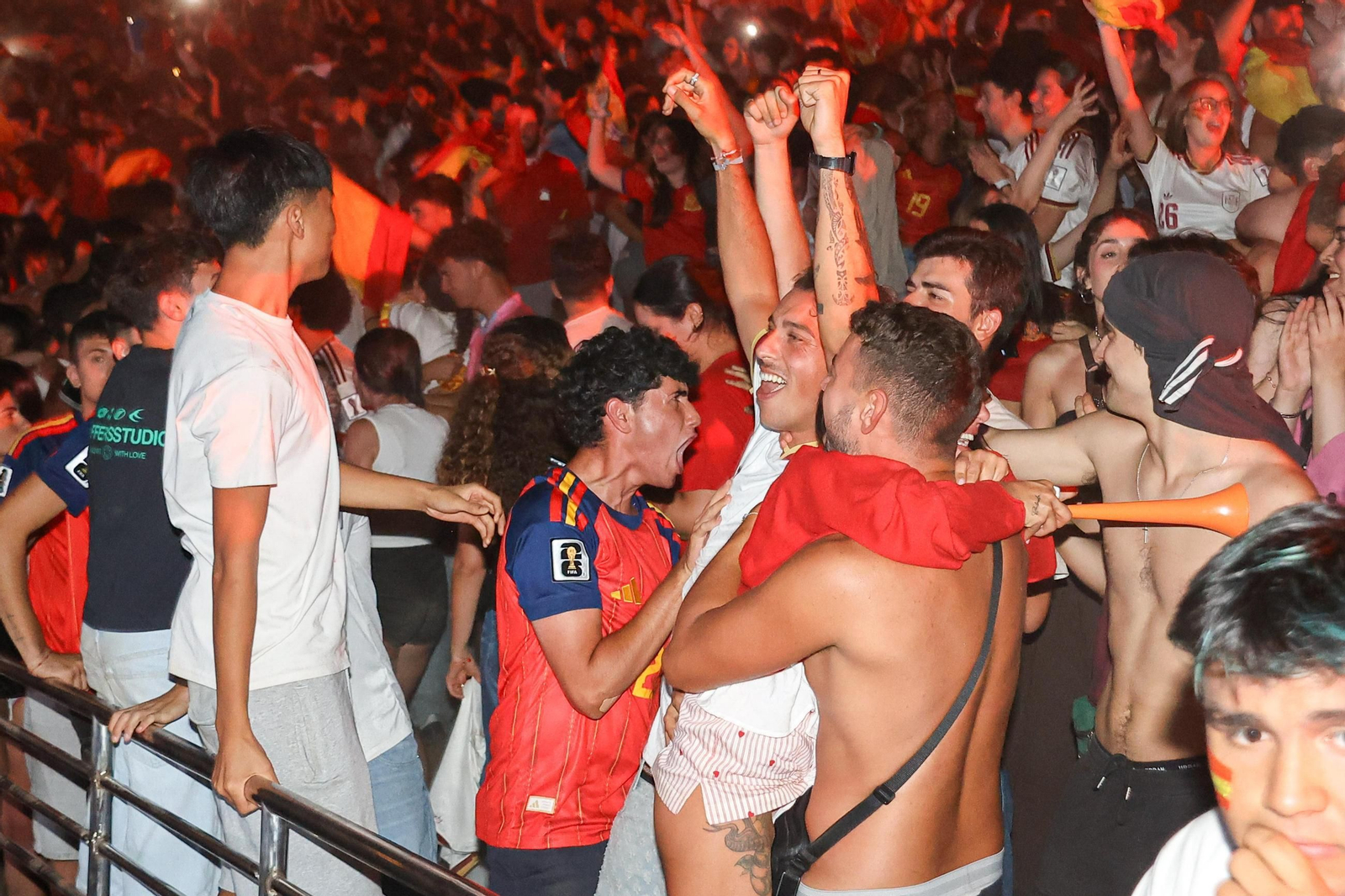 Galería | Vigo celebra la victoria de España en el Mundial 2026