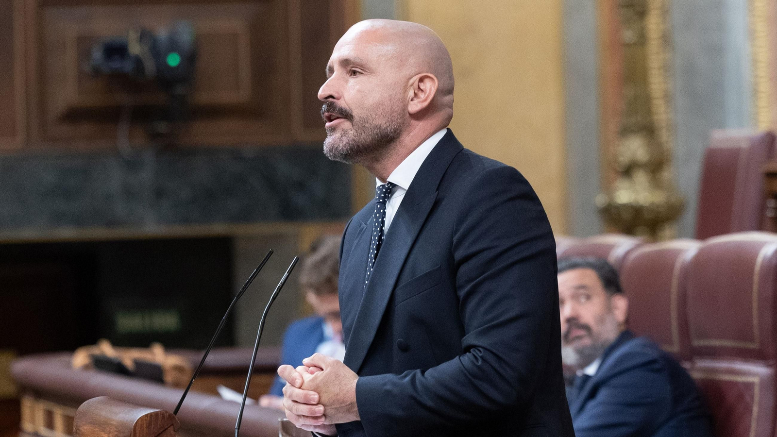 El diputado del PP, Jaime Miguel de los Santos González, durante una sesión plenaria en el Congreso de los Diputados