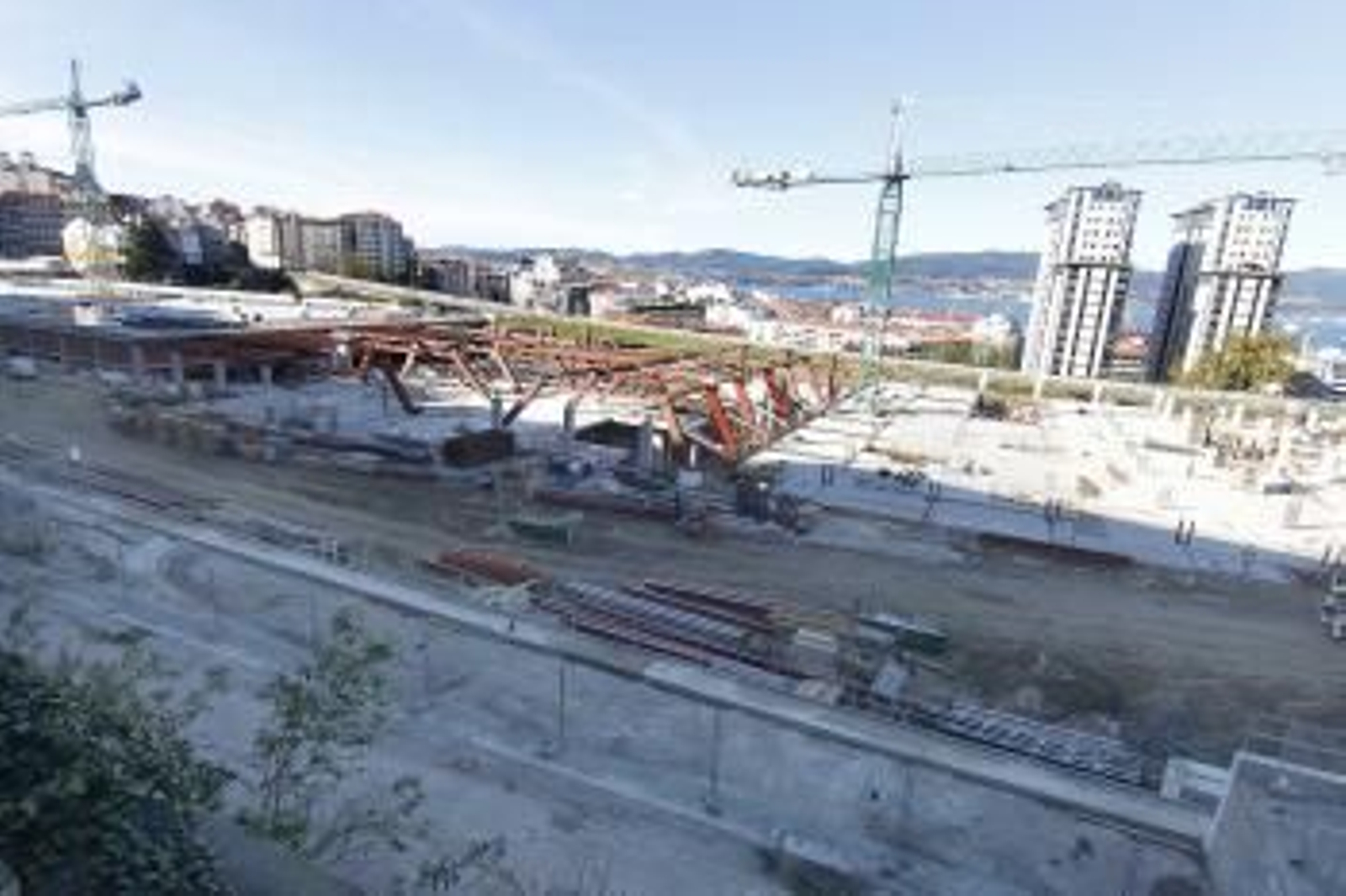 Vigo tendrá una estación provisional del AVE, adjudicada este año por 3,2 millones de euros. En la imagen, estado de las obras.