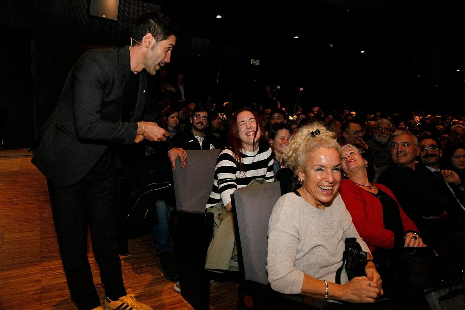 Rafa Durán implicó al público en la gala.