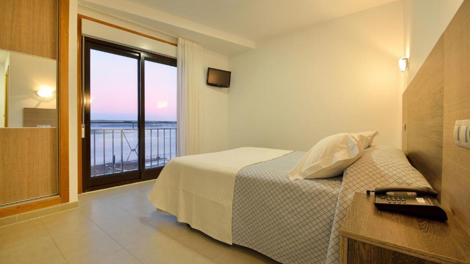Hotel Montemar.