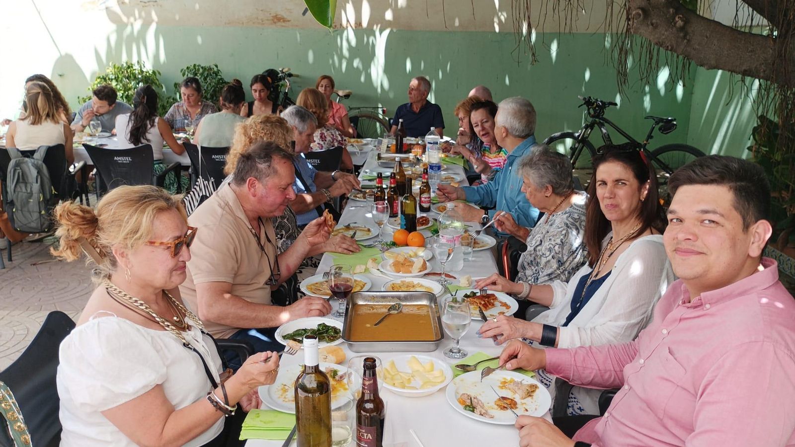 Socios del Centro Gallego de Valencia