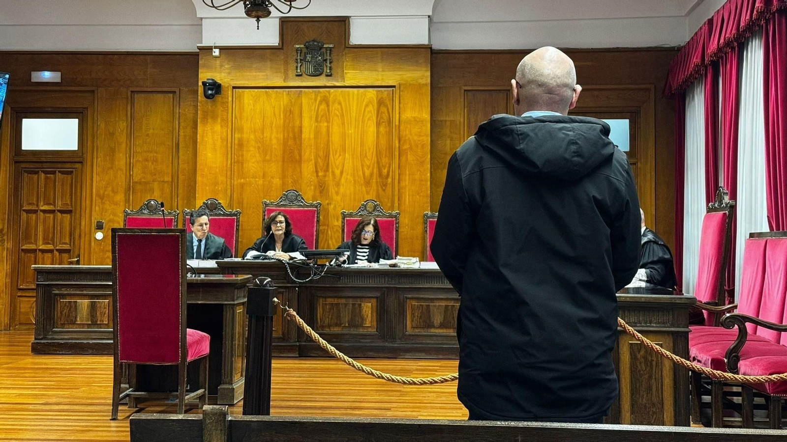 Juicio en la Audiencia Provincial de Ourense contra un Guardia Civil acusado de un delito de revelación de secretos y de dos delitos de omisión del deber de proteger delitos