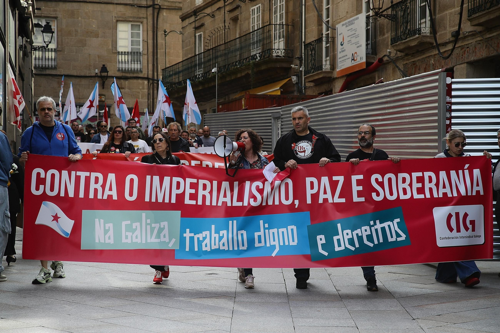 Cientos de ourensanos se sumaron a las movilizaciones para exigir mejoras laborales y salariales.