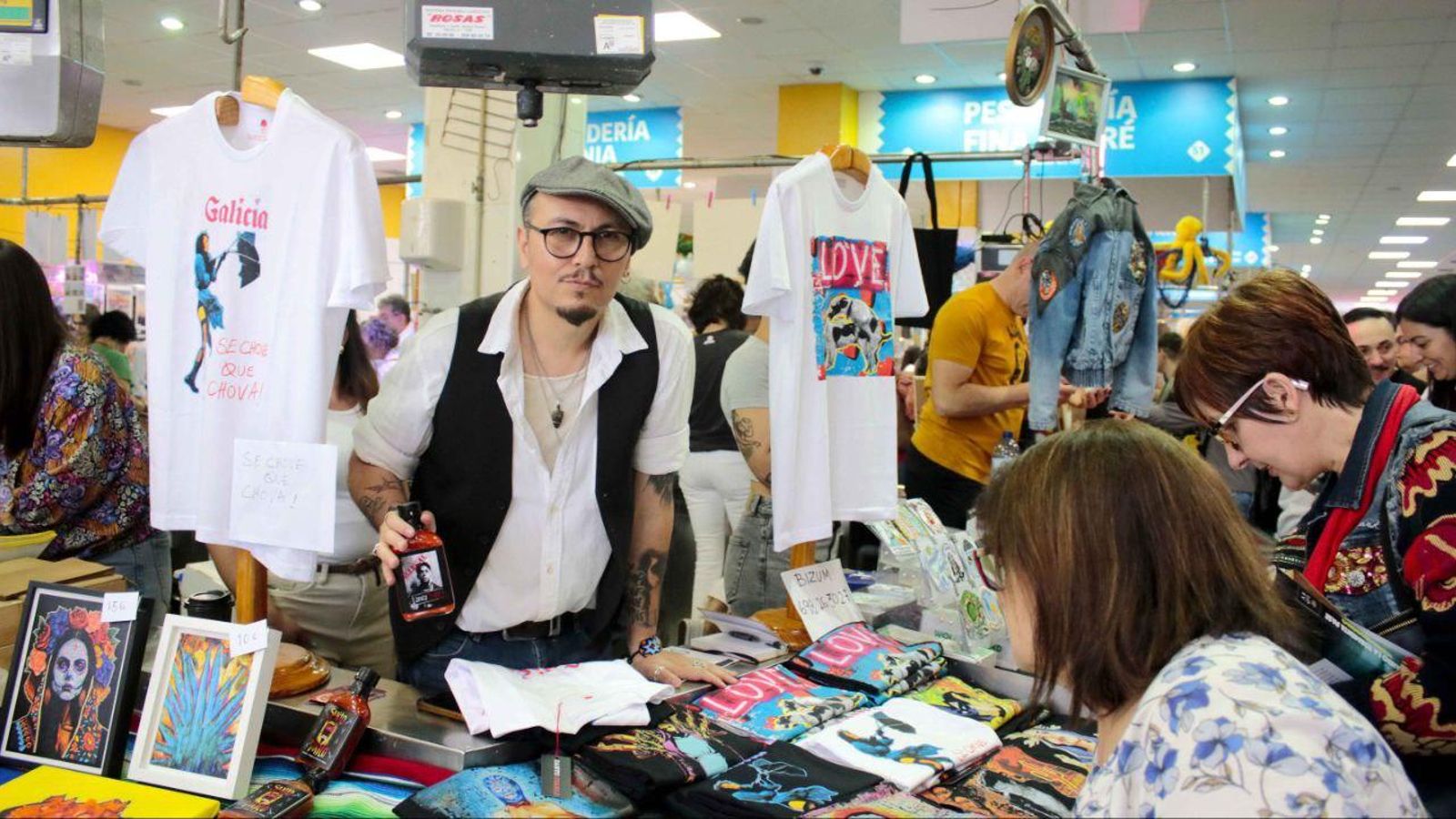 Santo Diablo, artista.