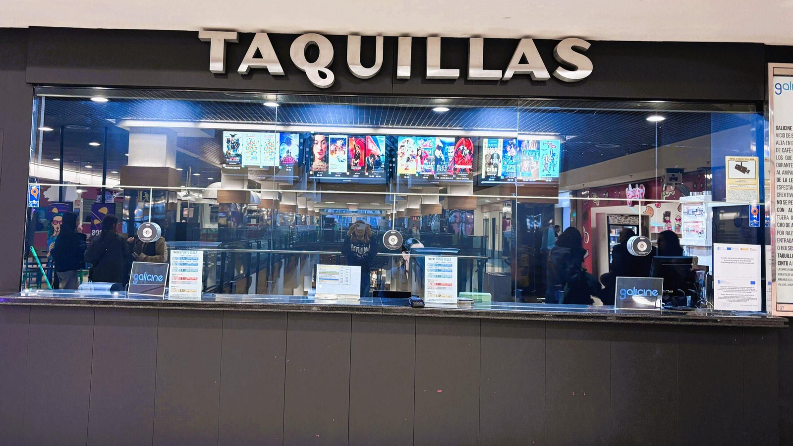 Las taquillas de un cine ourensano.