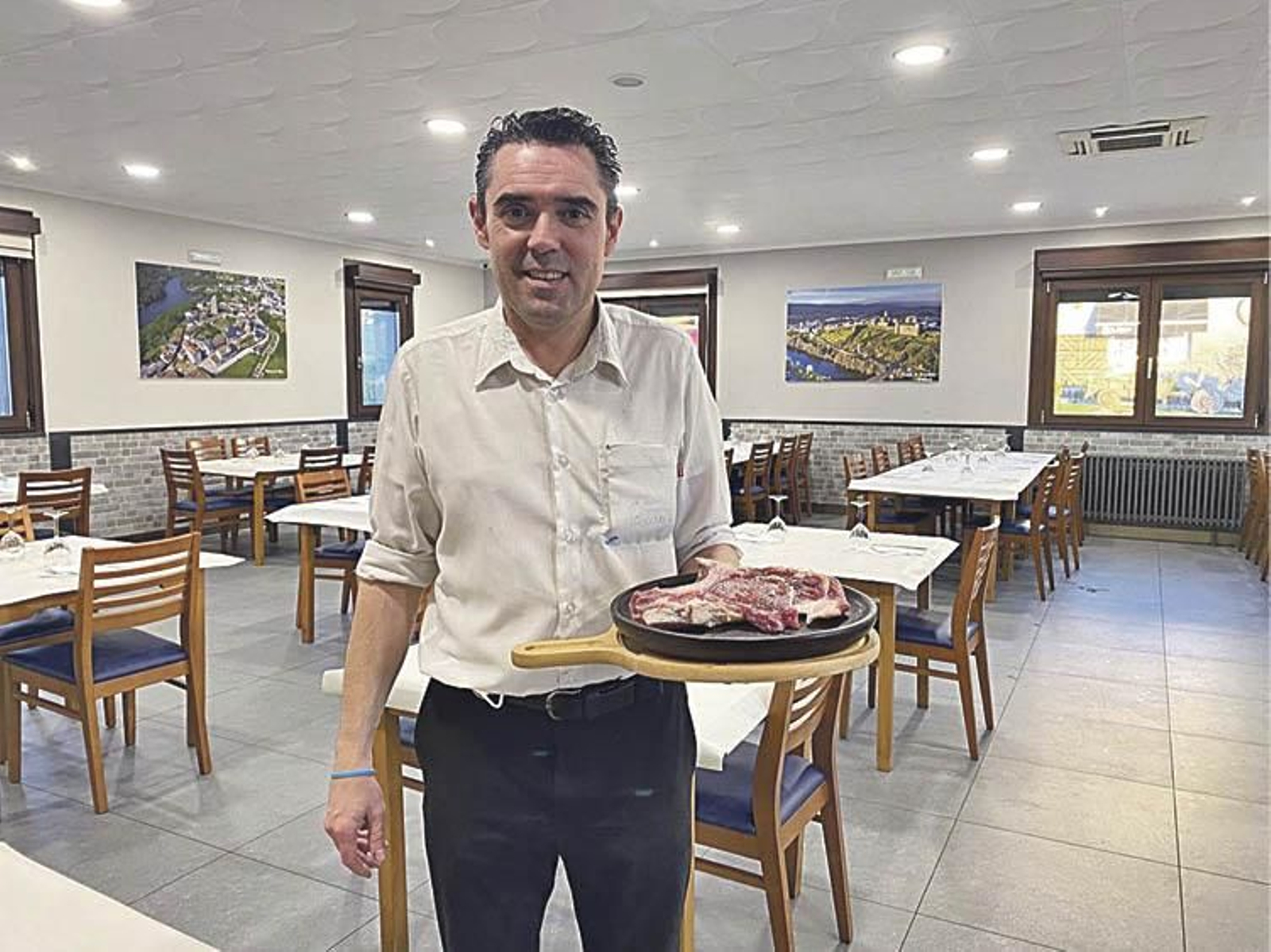 José Luis Rodríguez en el Hostal Restaurante Don Pepe. (Cristina Clavería)