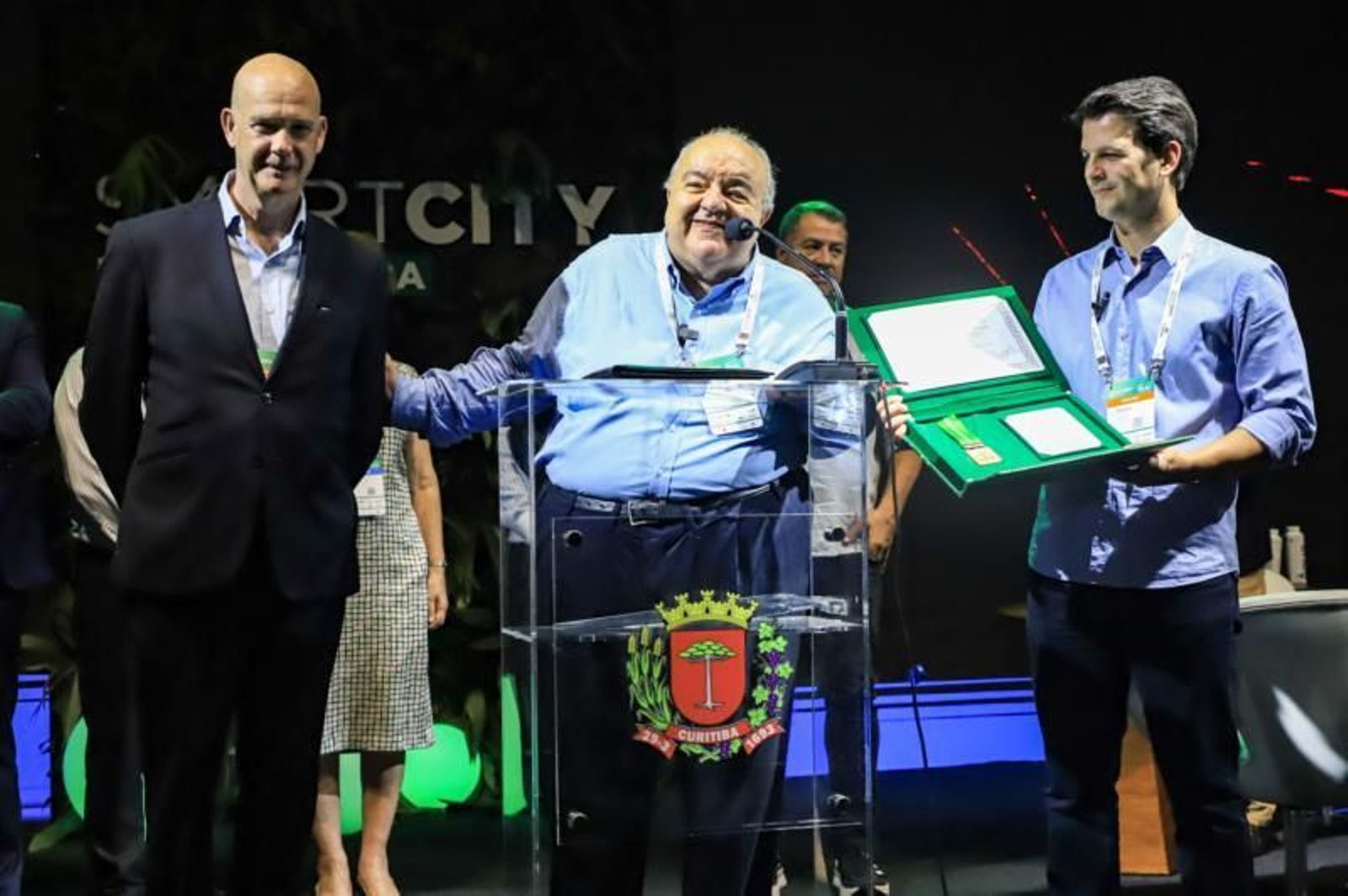 En la imagen Ricard Zapatero, CEO Fira Barcelona, Rafael Greca Alalde de Curitiba, Eduardo Pimental Vicealcalde de Curitiba