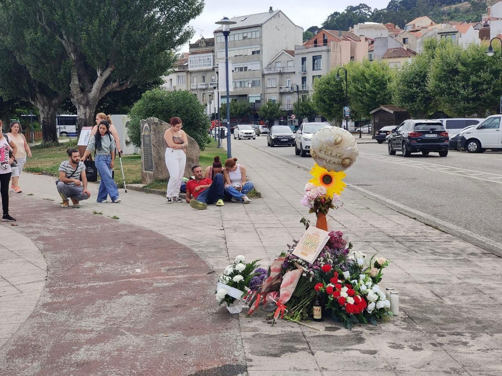 Homenaje al fallecido en Cangas el pasado viernes en un accidente automovilístico, Miguel Pereira.