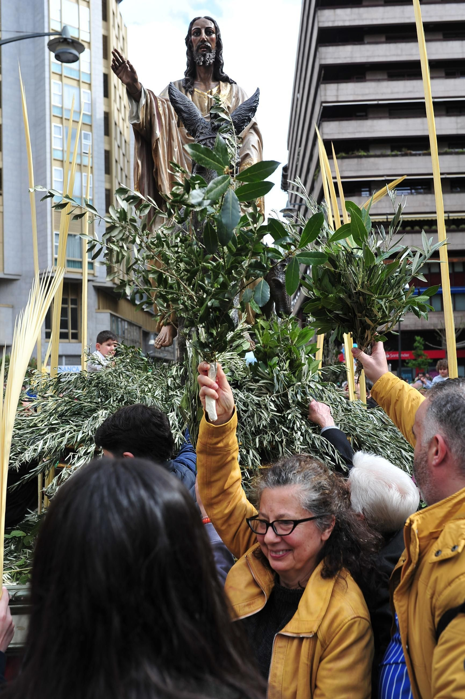 Galería | El Domingo de Ramos, primera gran muestra de devoción popular en Ourense
