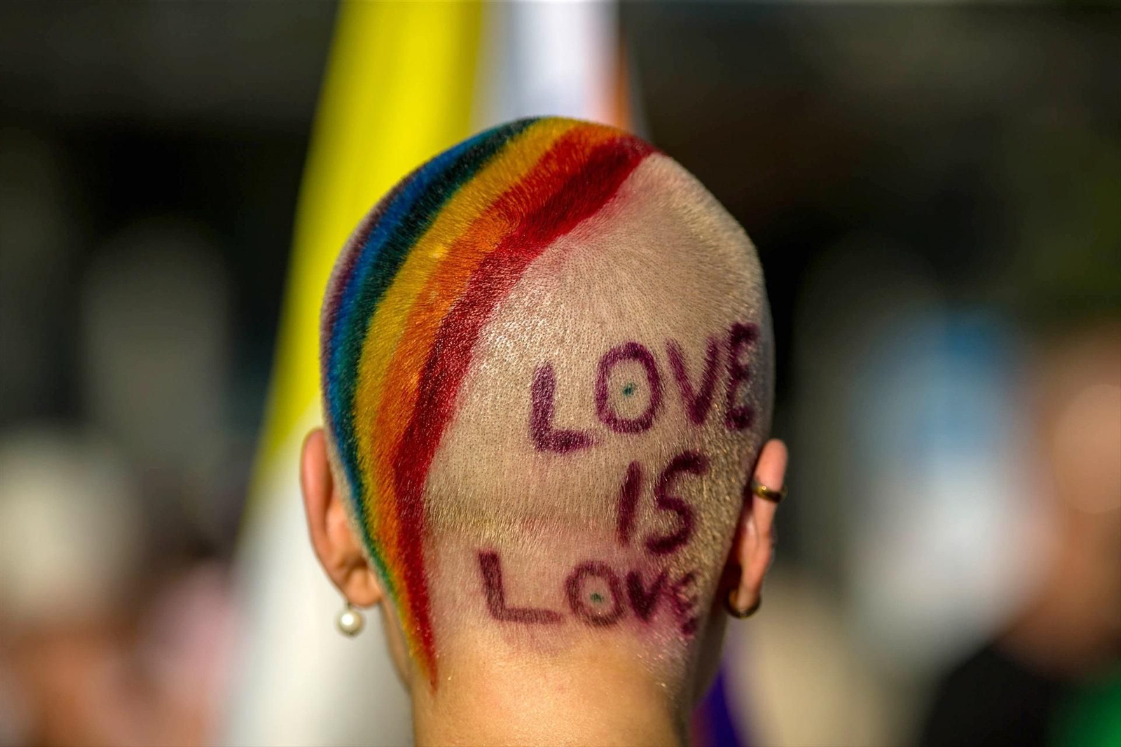Una persona a favor de los derechos LGTBI