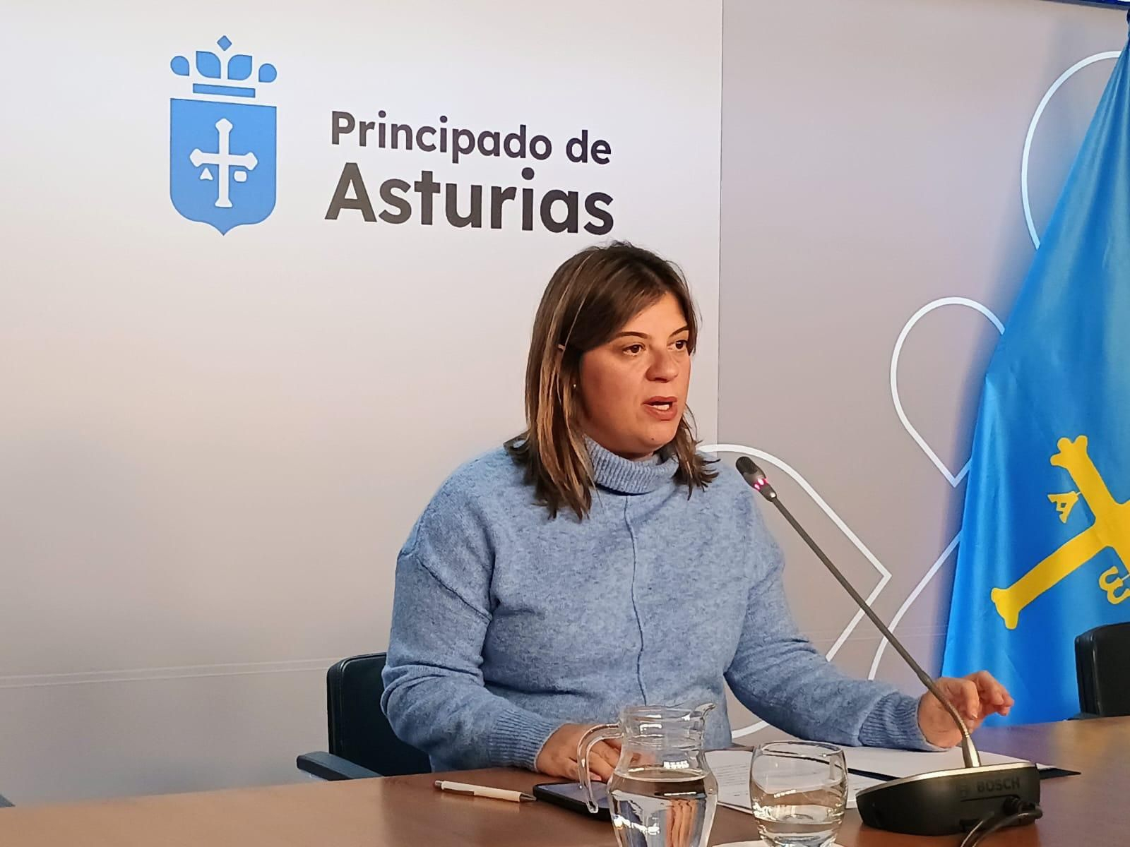 La vicepresidenta del Principado y consejera de Presidencia durante la presentación de las cuentas.
