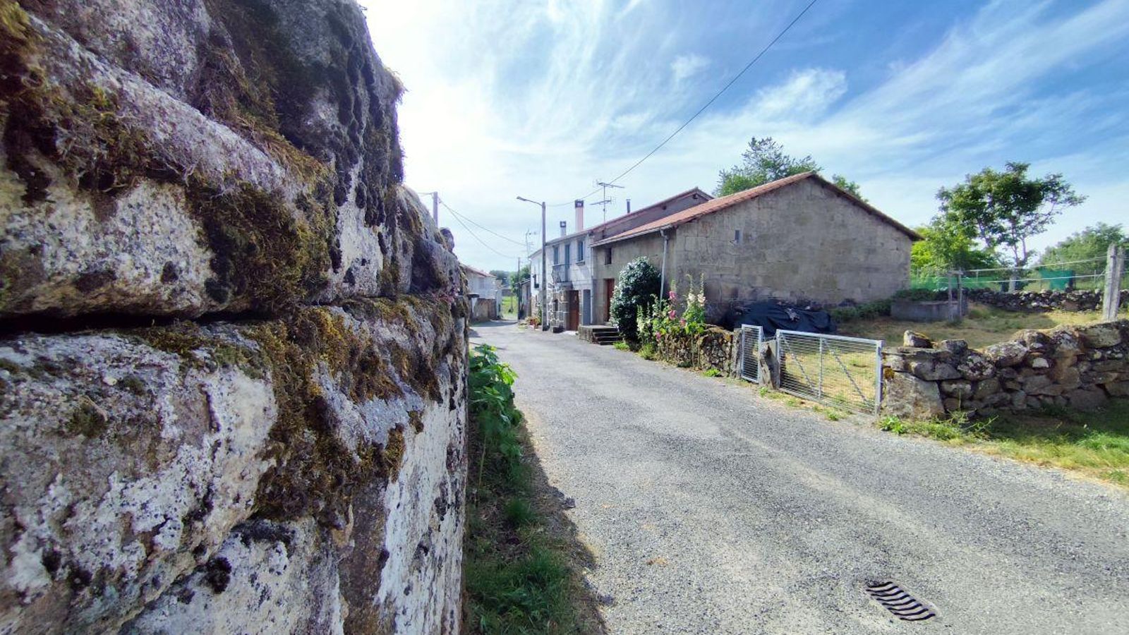 Rúa do Burgo de Caldelas.